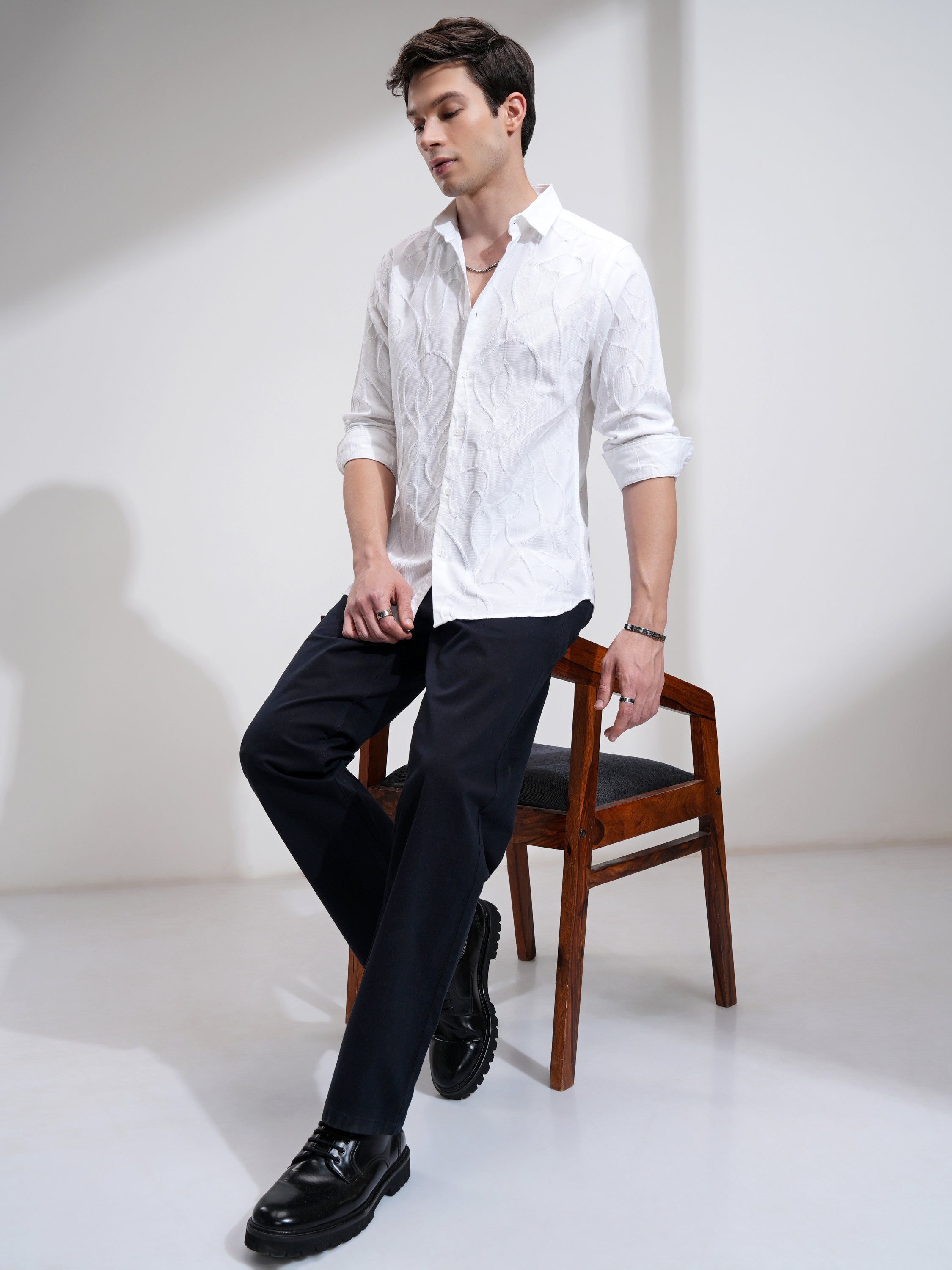 Highlander Men White Textured Slim Fit Casual Shirt - White - Image 2