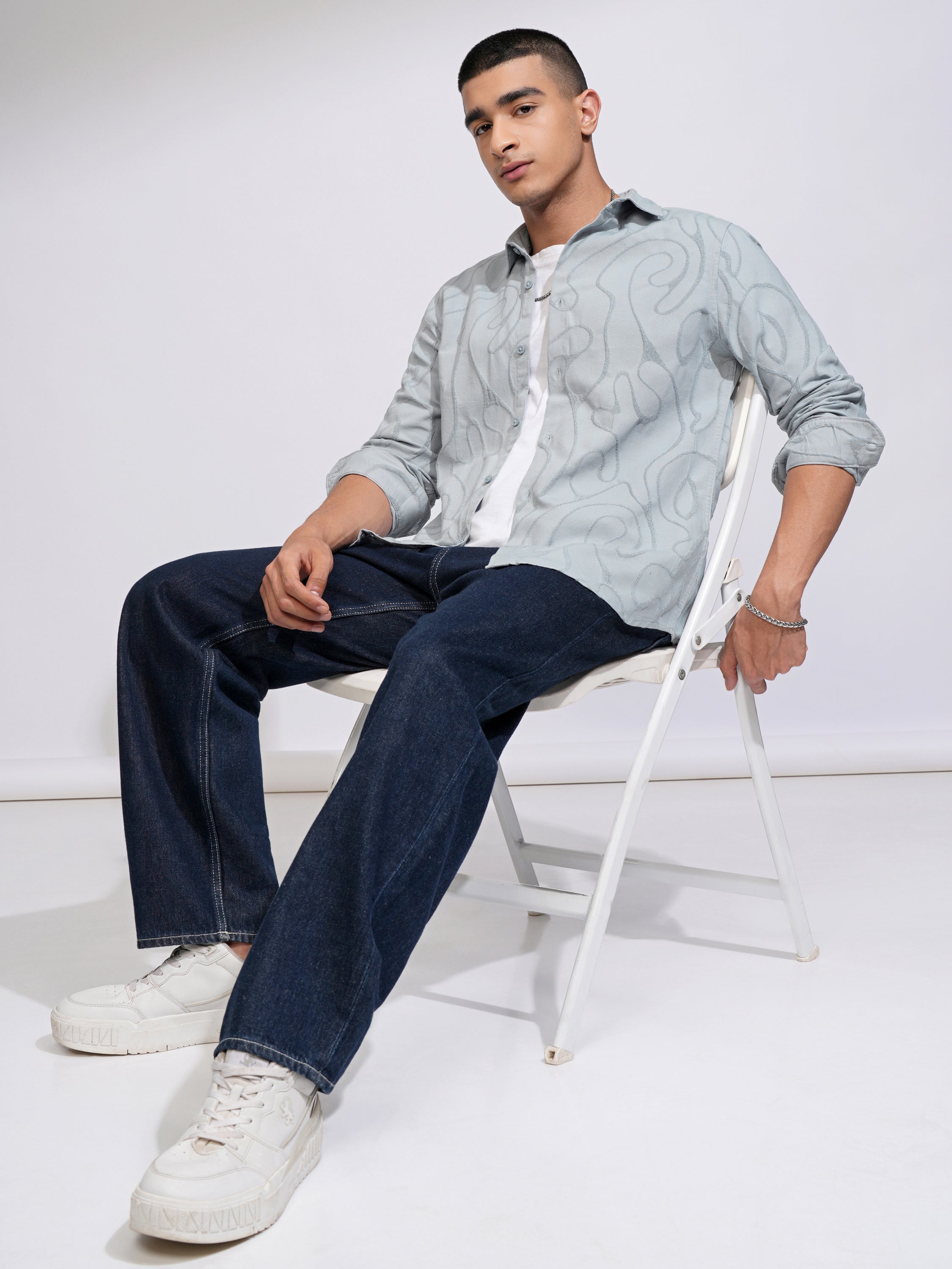 Highlander Men Blue Textured Slim Fit Casual Shirt - Blue - Image 2