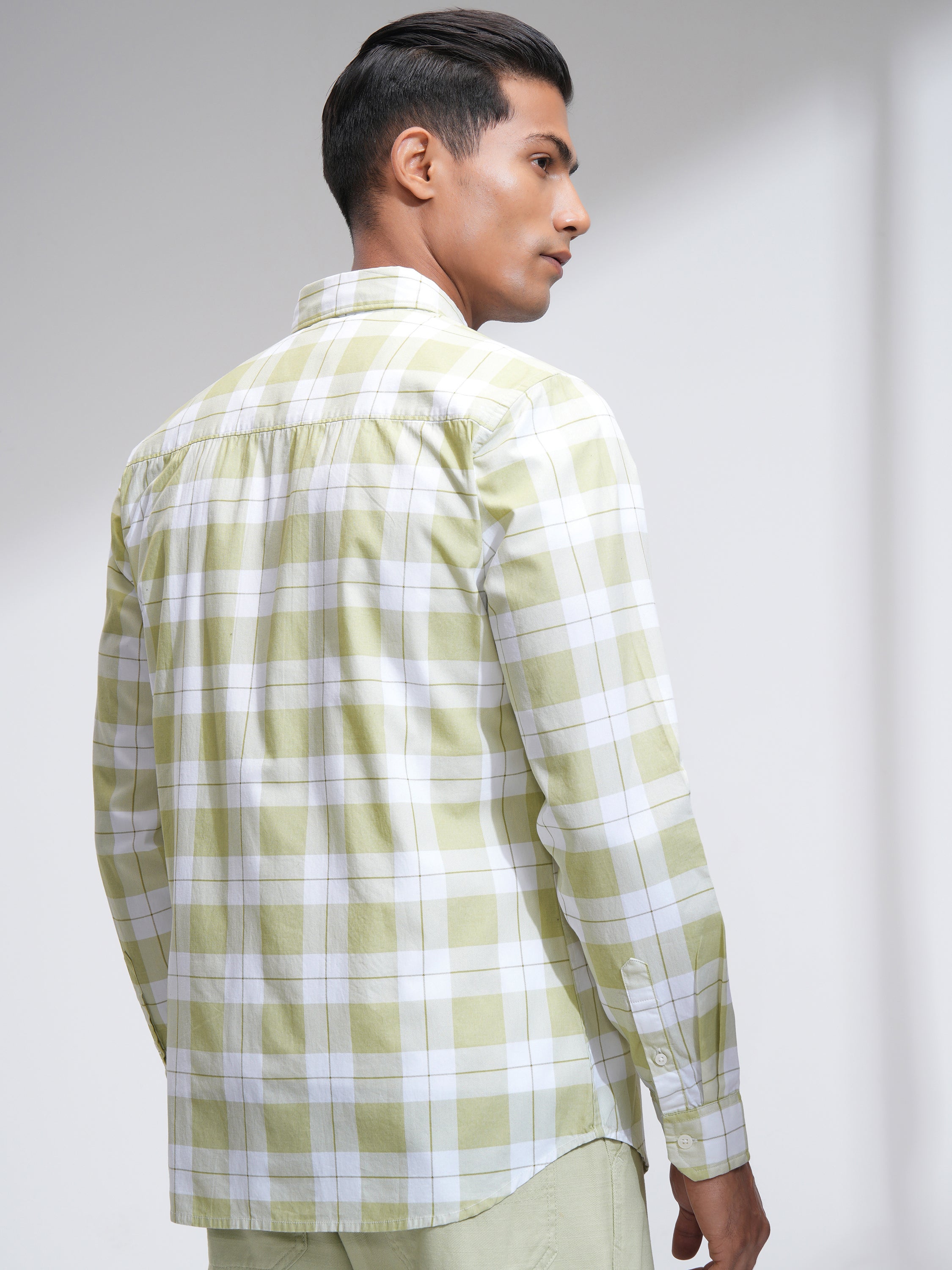 Highlander Men White Checked Slim Fit Casual Shirt - White - Image 3