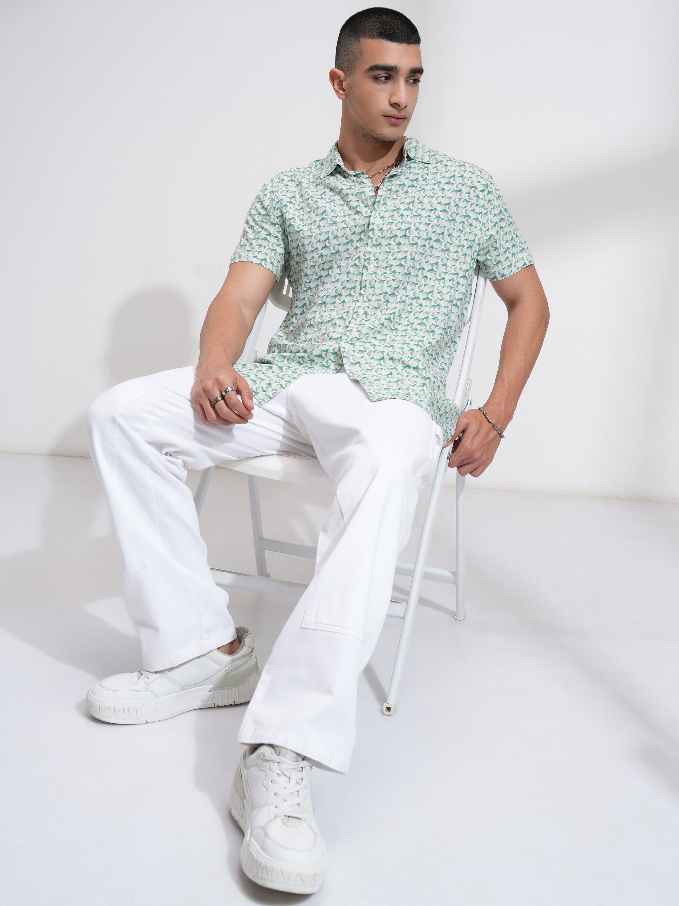 Highlander Men Green Printed Slim Fit Casual Shirt - Green - Image 2