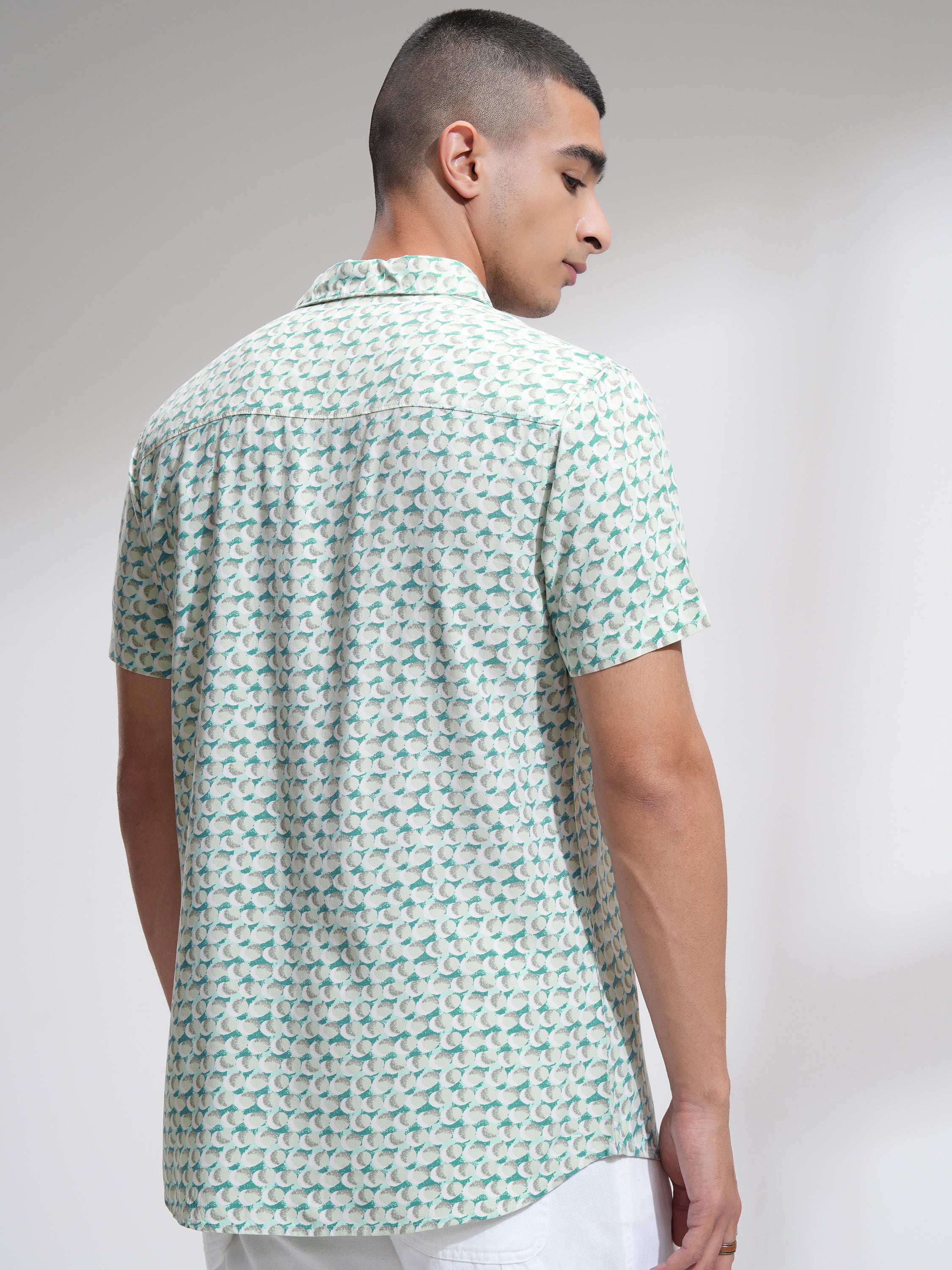 Highlander Men Green Printed Slim Fit Casual Shirt - Green - Image 3