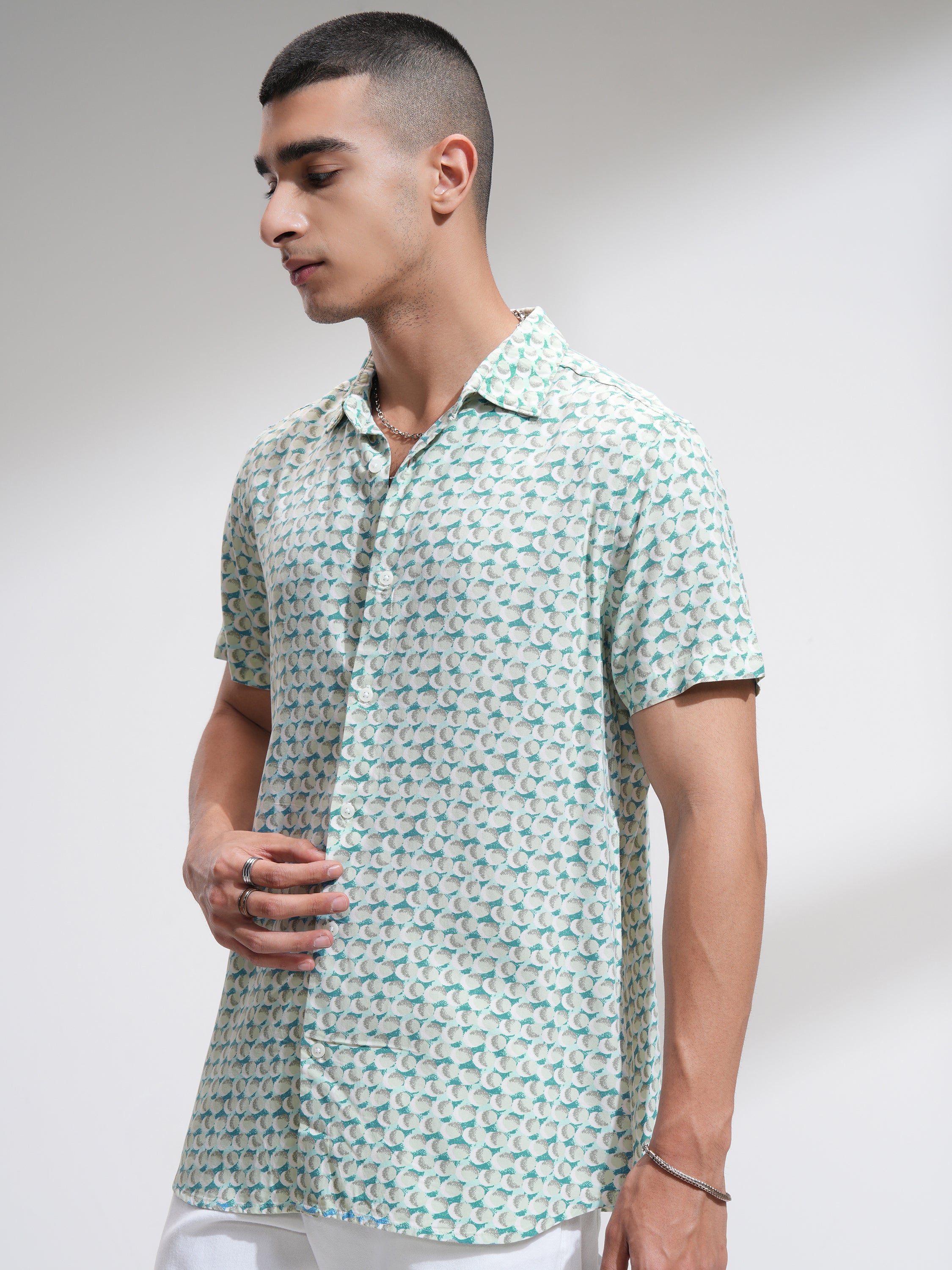 Highlander Men Green Printed Slim Fit Casual Shirt - Green - Image 4