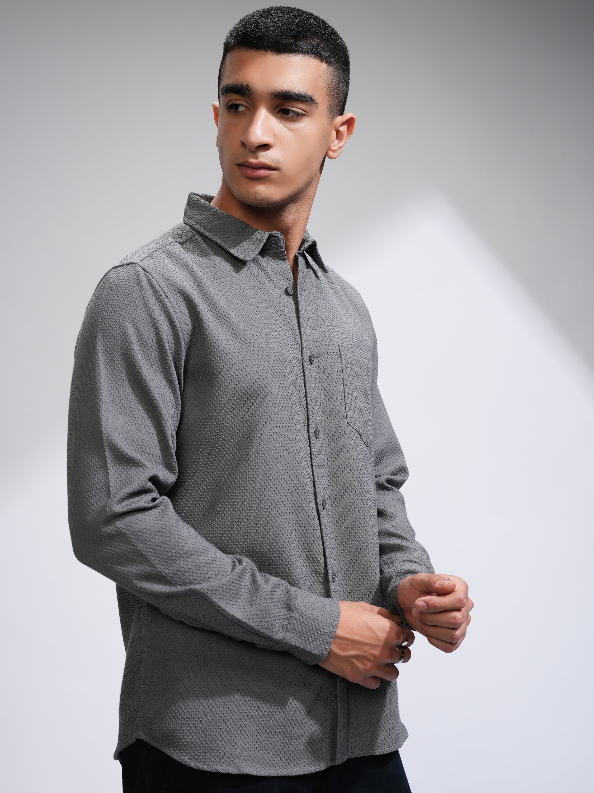 Highlander Men Grey Textured Slim Fit Casual Shirt - Grey - Image 6