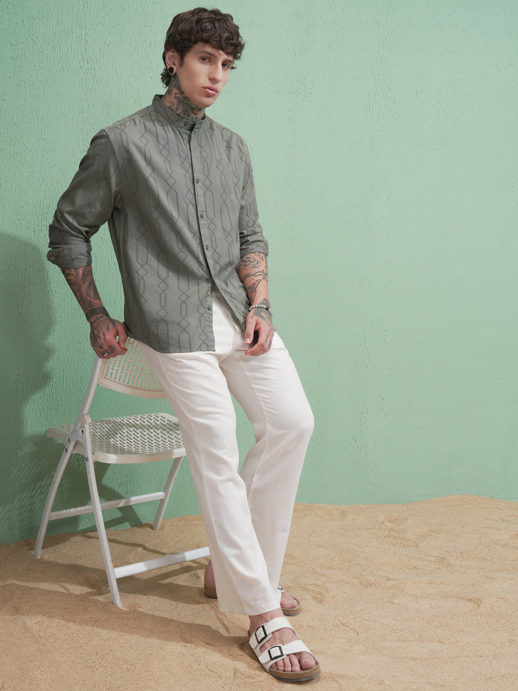 Highlander Men Green Self Design Relaxed Fit Casual Shirt - Green - Image 2