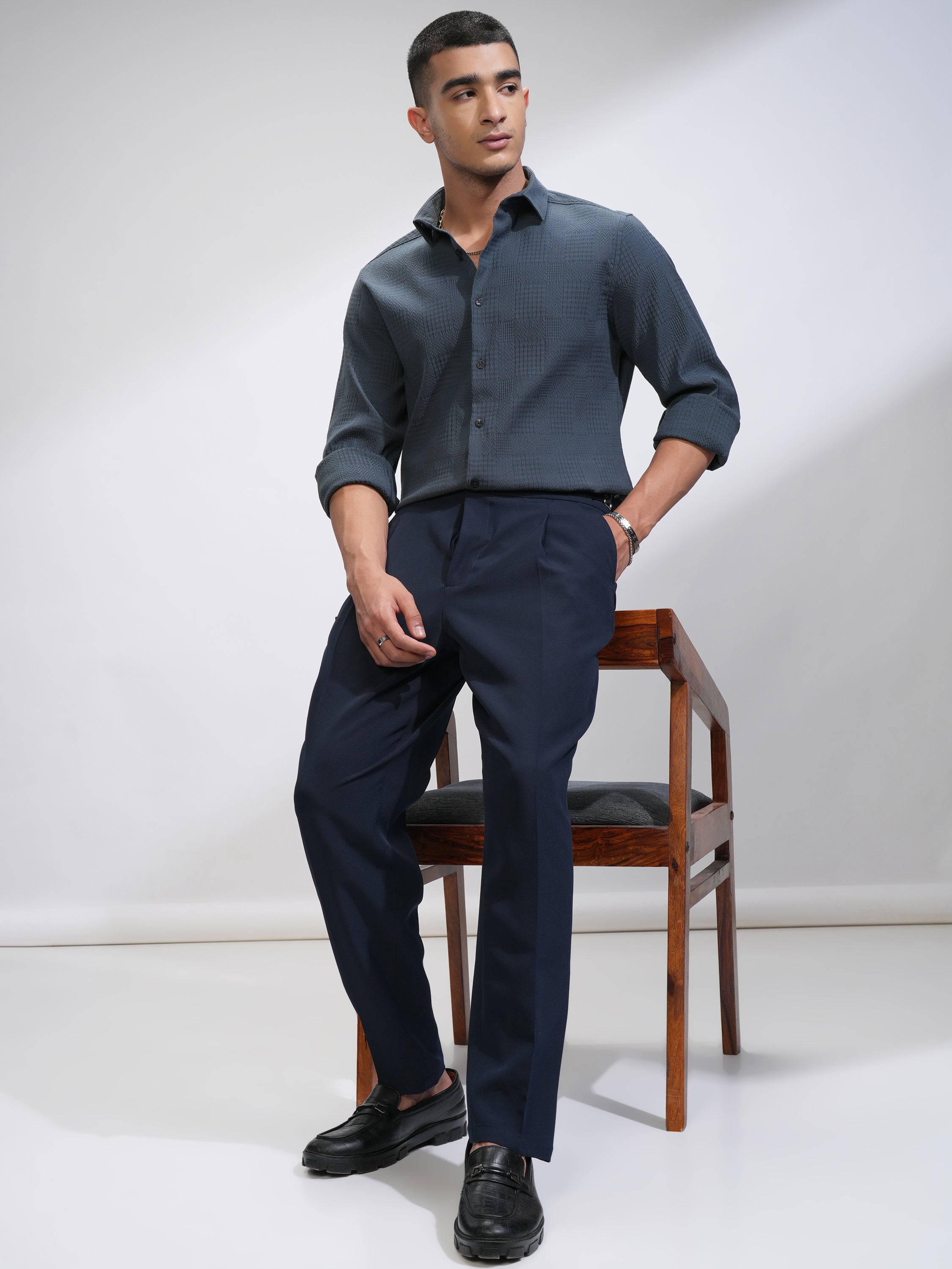 Highlander Men Blue Textured Slim Fit Casual Shirt - Blue - Image 2