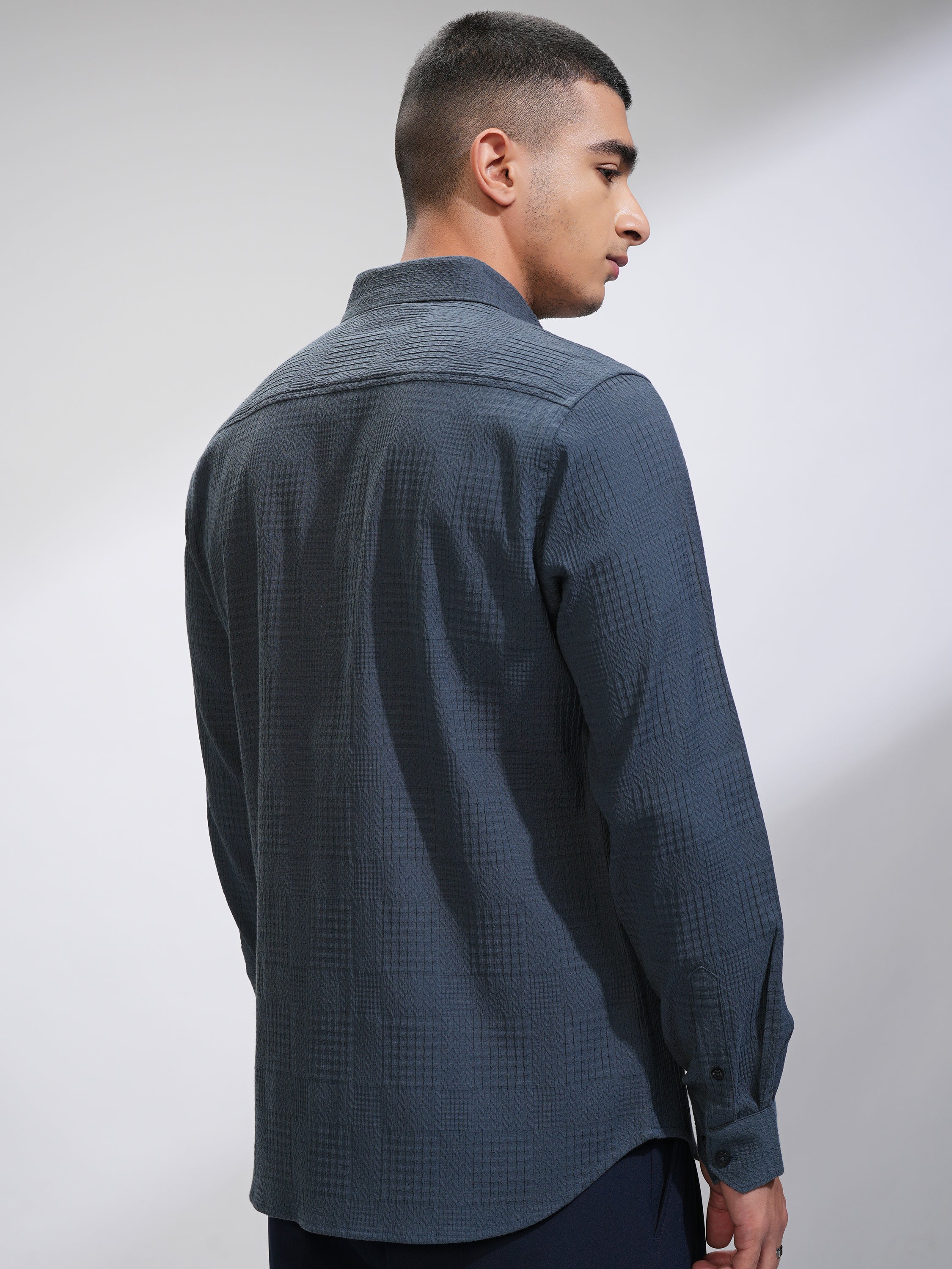 Highlander Men Blue Textured Slim Fit Casual Shirt - Blue - Image 3
