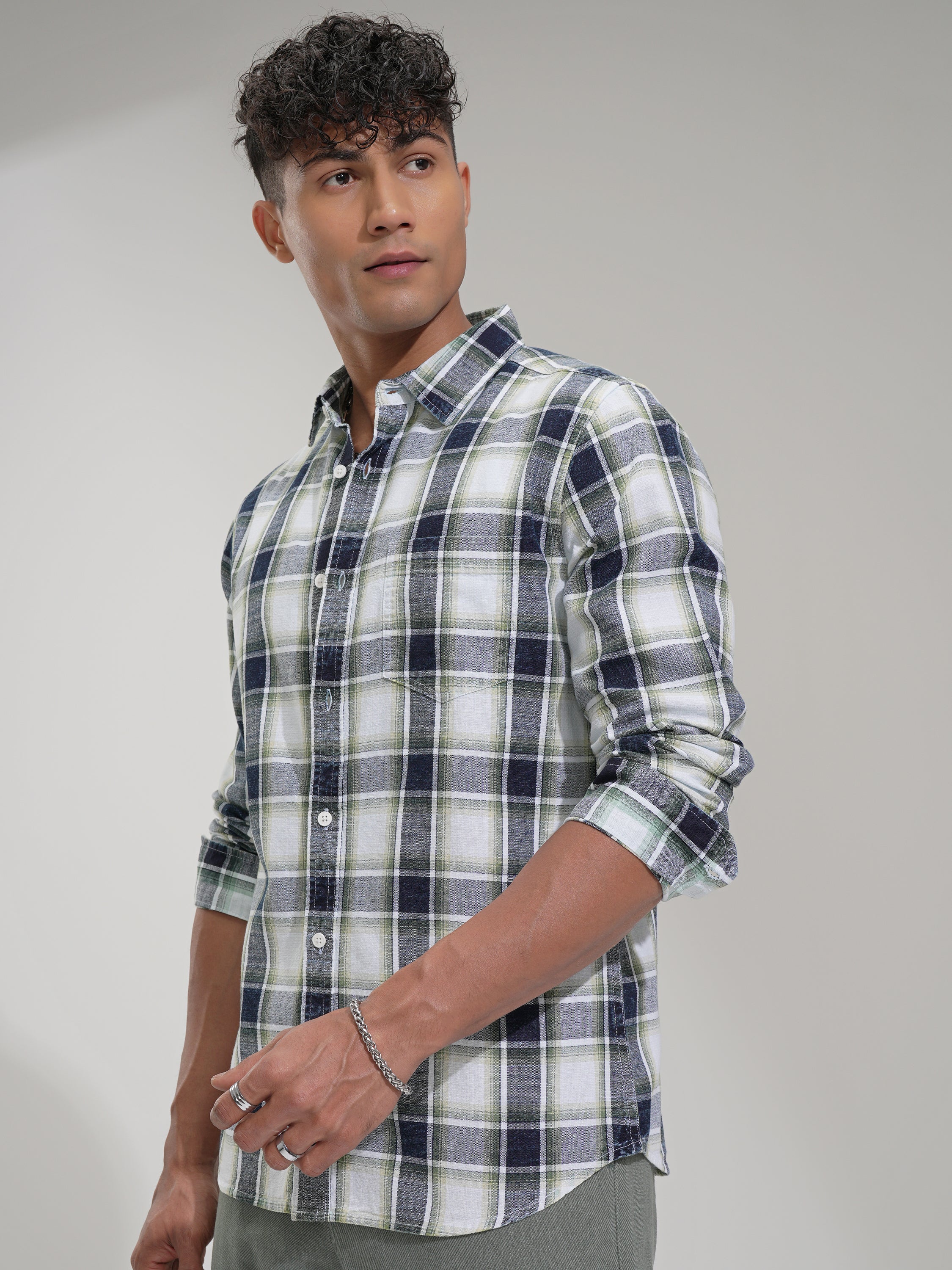 Highlander Men Green Checked Slim Fit Casual Shirt - Green - Image 4