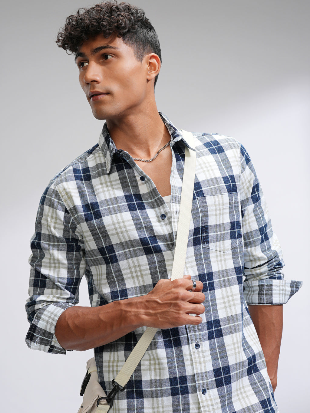 Highlander Men Blue Checked Slim Fit Casual Shirt - Blue - Image 1
