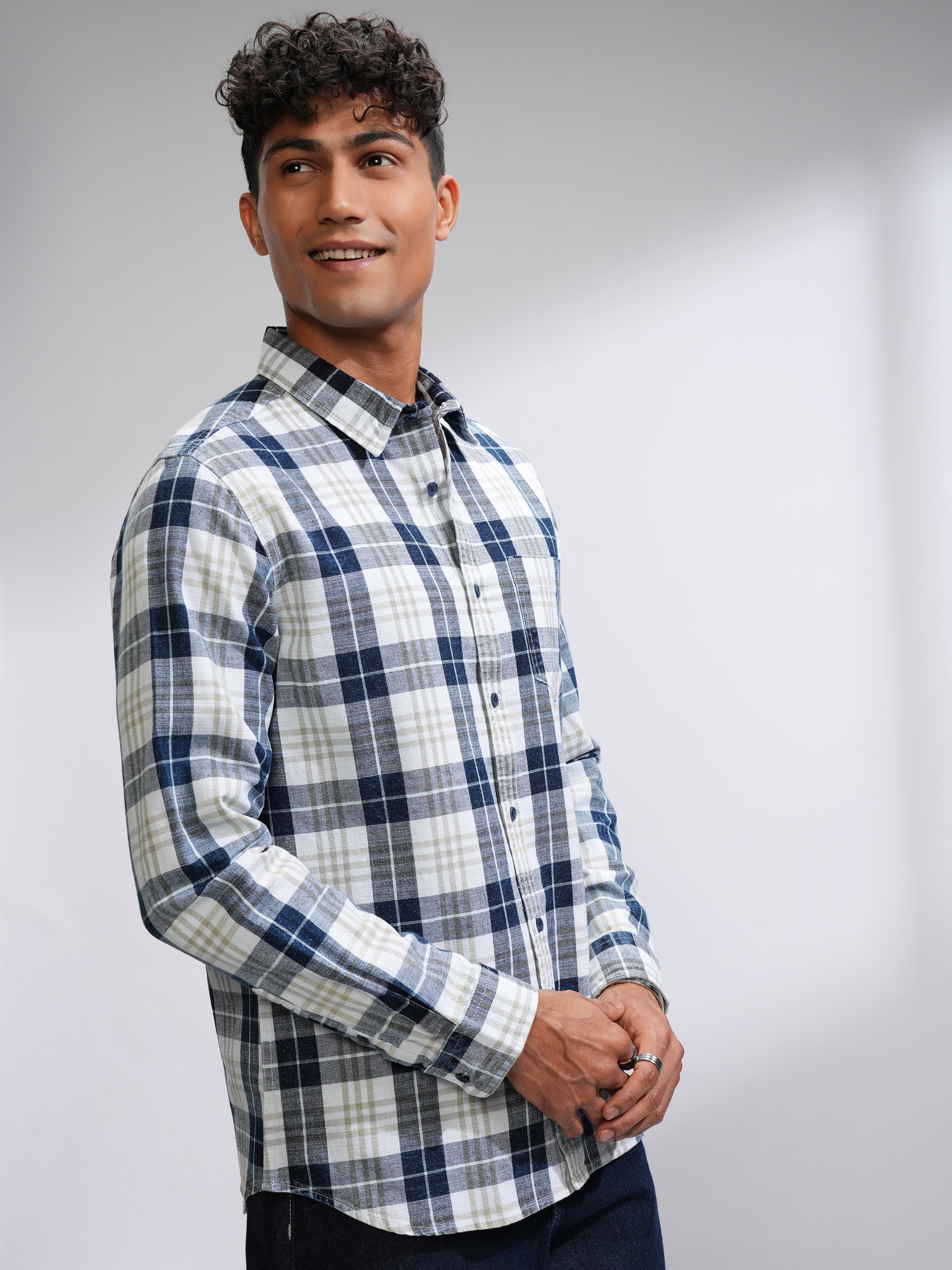 Highlander Men Blue Checked Slim Fit Casual Shirt - Blue - Image 6