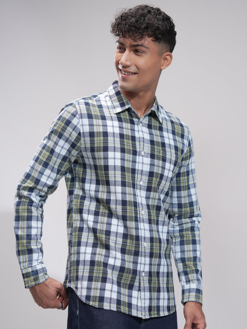 Highlander Men Green Checked Slim Fit Casual Shirt - Green - Image 6