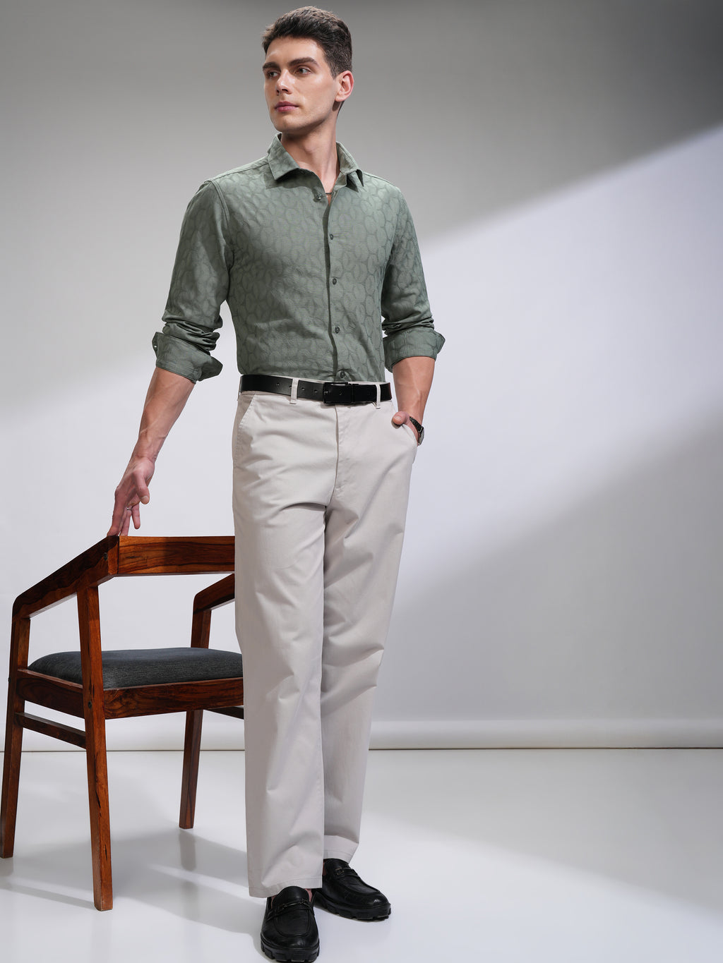 Highlander Men Green Self Design Slim Fit Casual Shirt - Green - Image 2