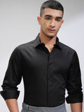Highlander Men Black Textured Slim Fit Casual Shirt - Black - Image 1