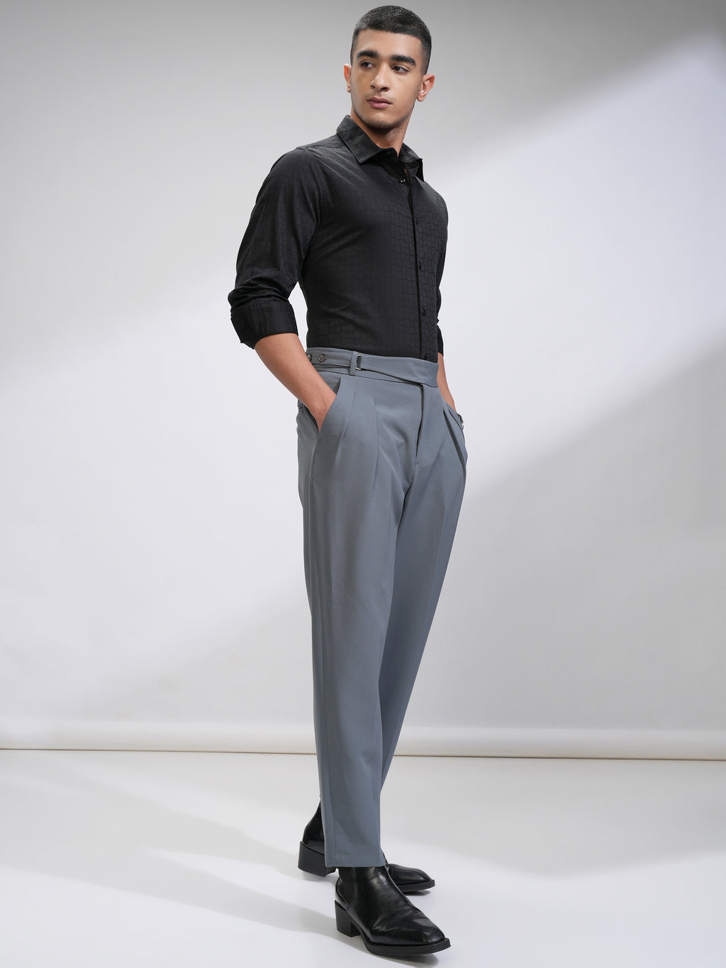 Highlander Men Black Textured Slim Fit Casual Shirt - Black - Image 2