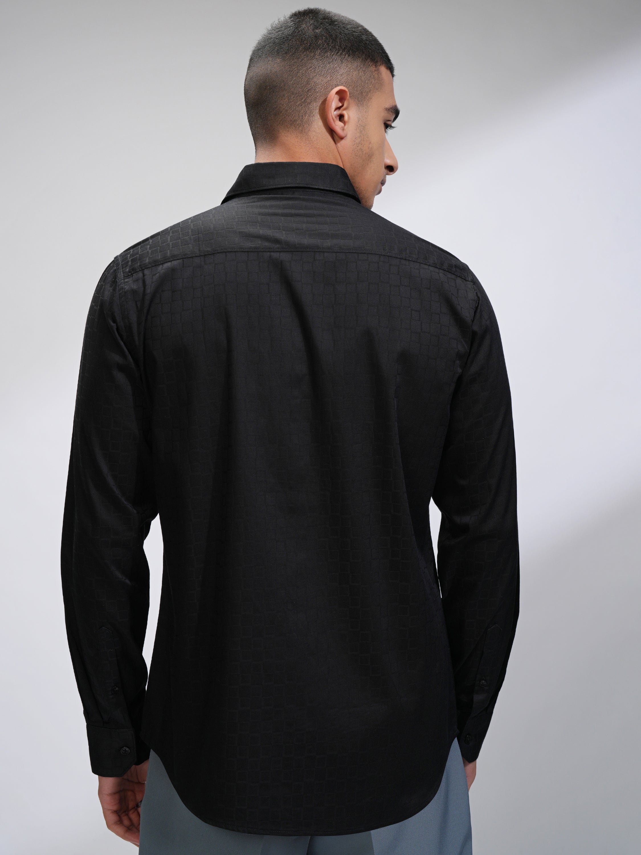 Highlander Men Black Textured Slim Fit Casual Shirt - Black - Image 3