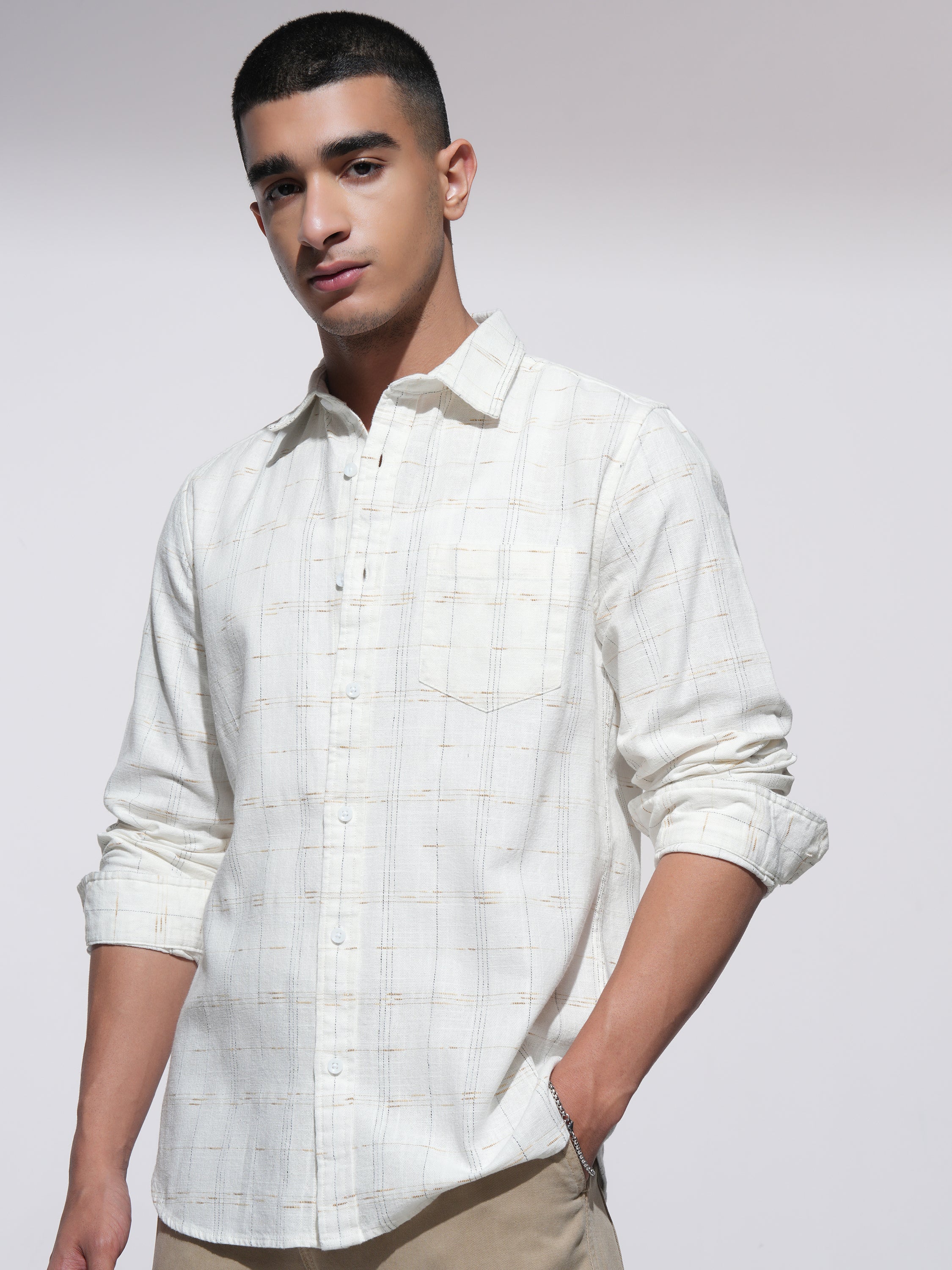 Highlander Men White Checked Slim Fit Casual Shirt - White - Image 4