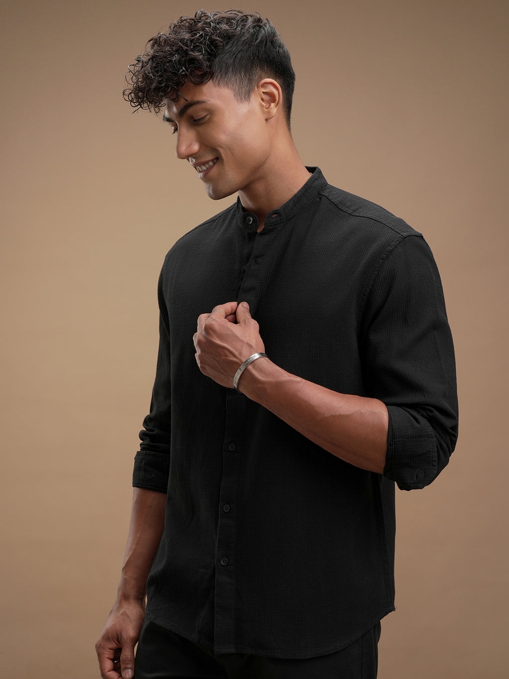 Highlander Men Black Solid Relaxed Fit Casual Shirt - Black - Image 4