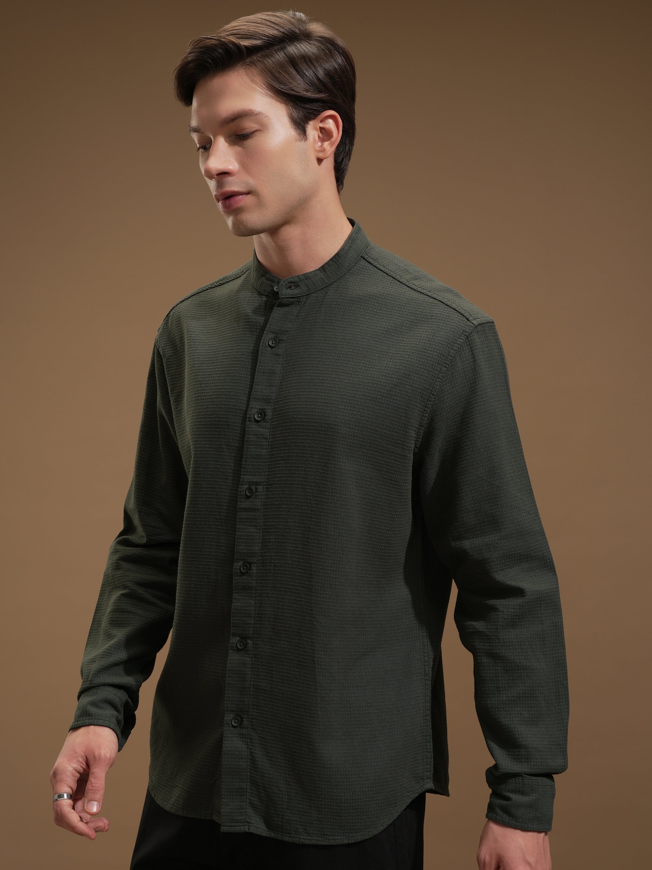 Highlander Men Green Self Design Relaxed Fit Casual Shirt - Green - Image 4