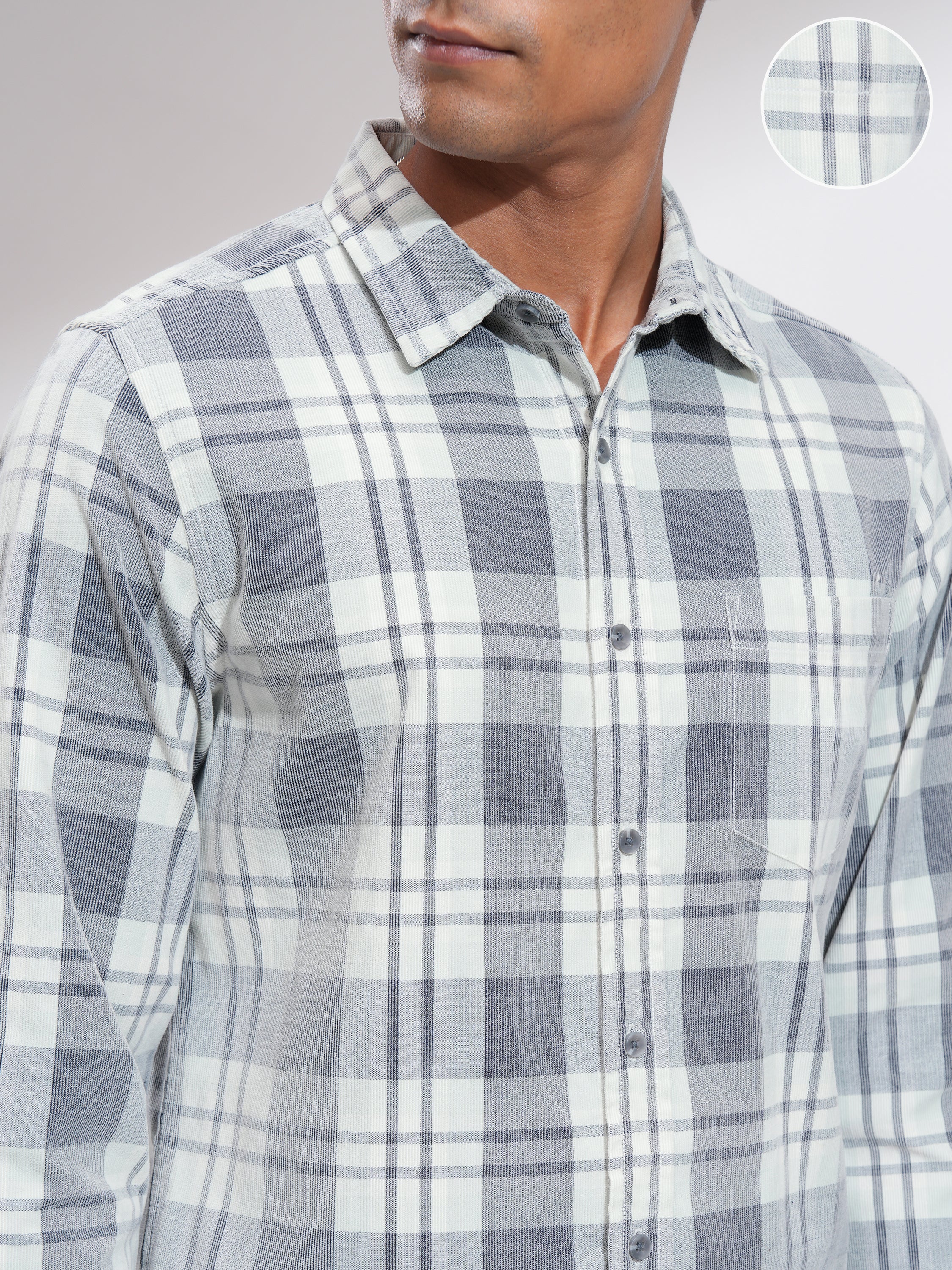 Highlander Men Green Checked Slim Fit Casual Shirt - Green - Image 5