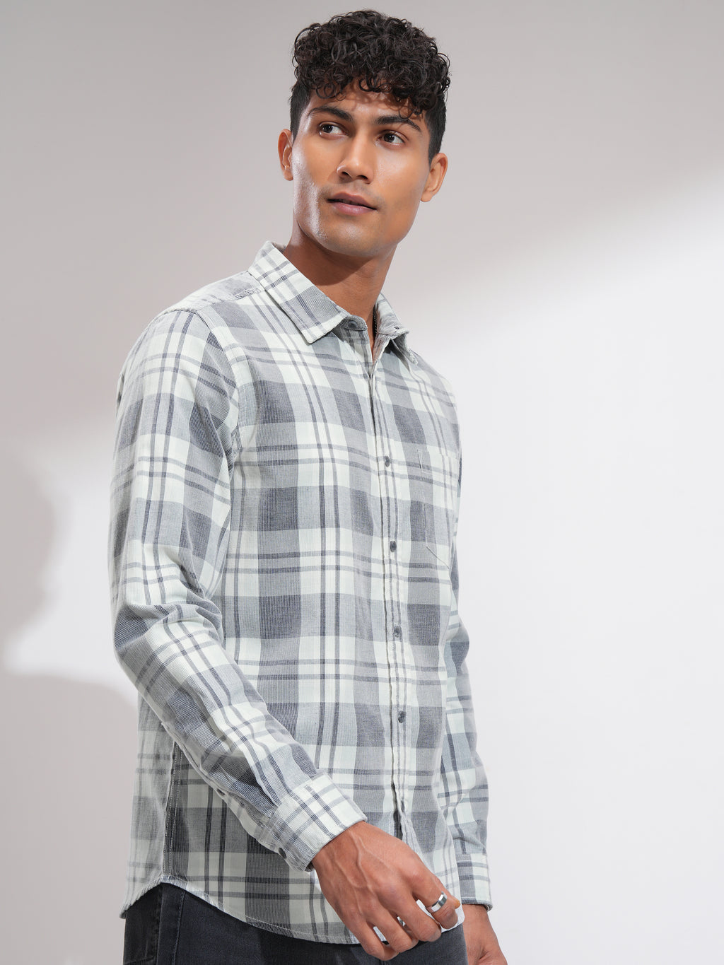 Highlander Men Green Checked Slim Fit Casual Shirt - Green - Image 6