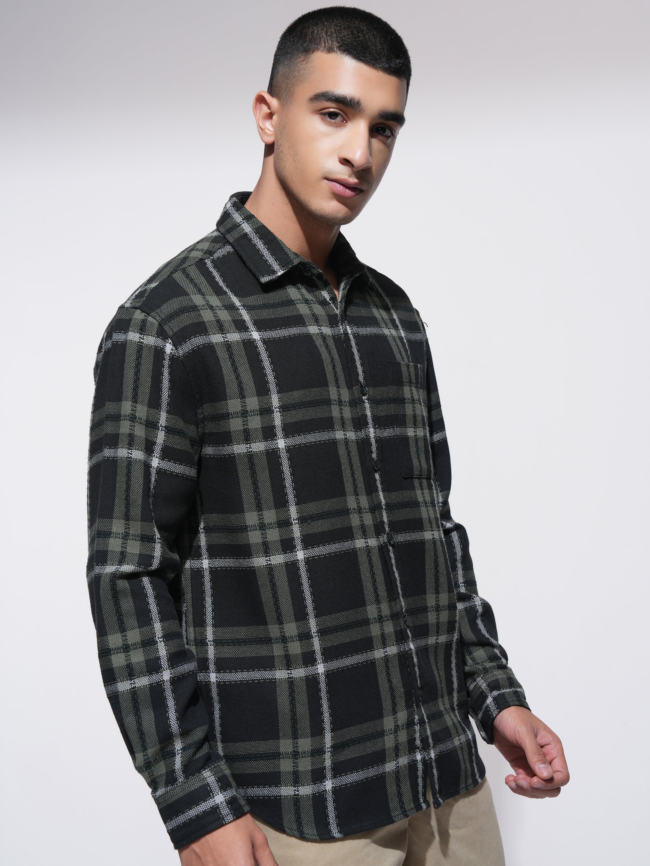 Highlander Men Black Checked Relaxed Fit Casual Shirt - Black - Image 6