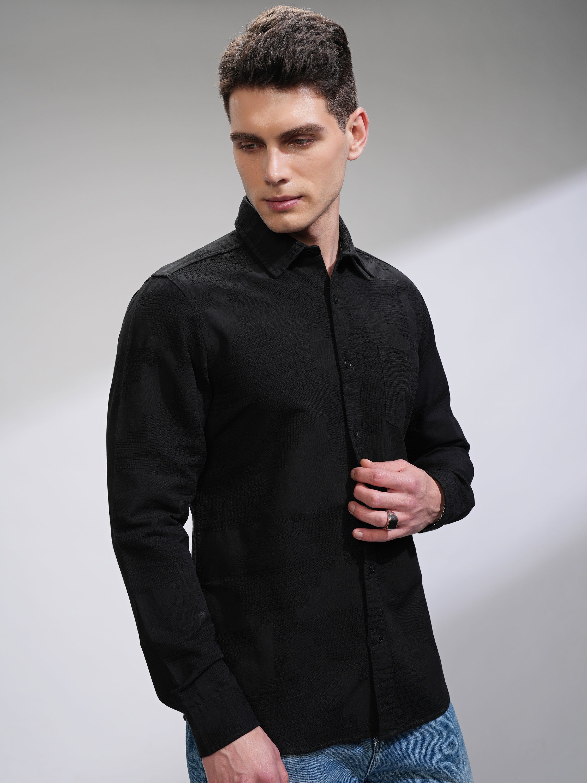 Highlander Men Black Textured Slim Fit Casual Shirt - Black - Image 6