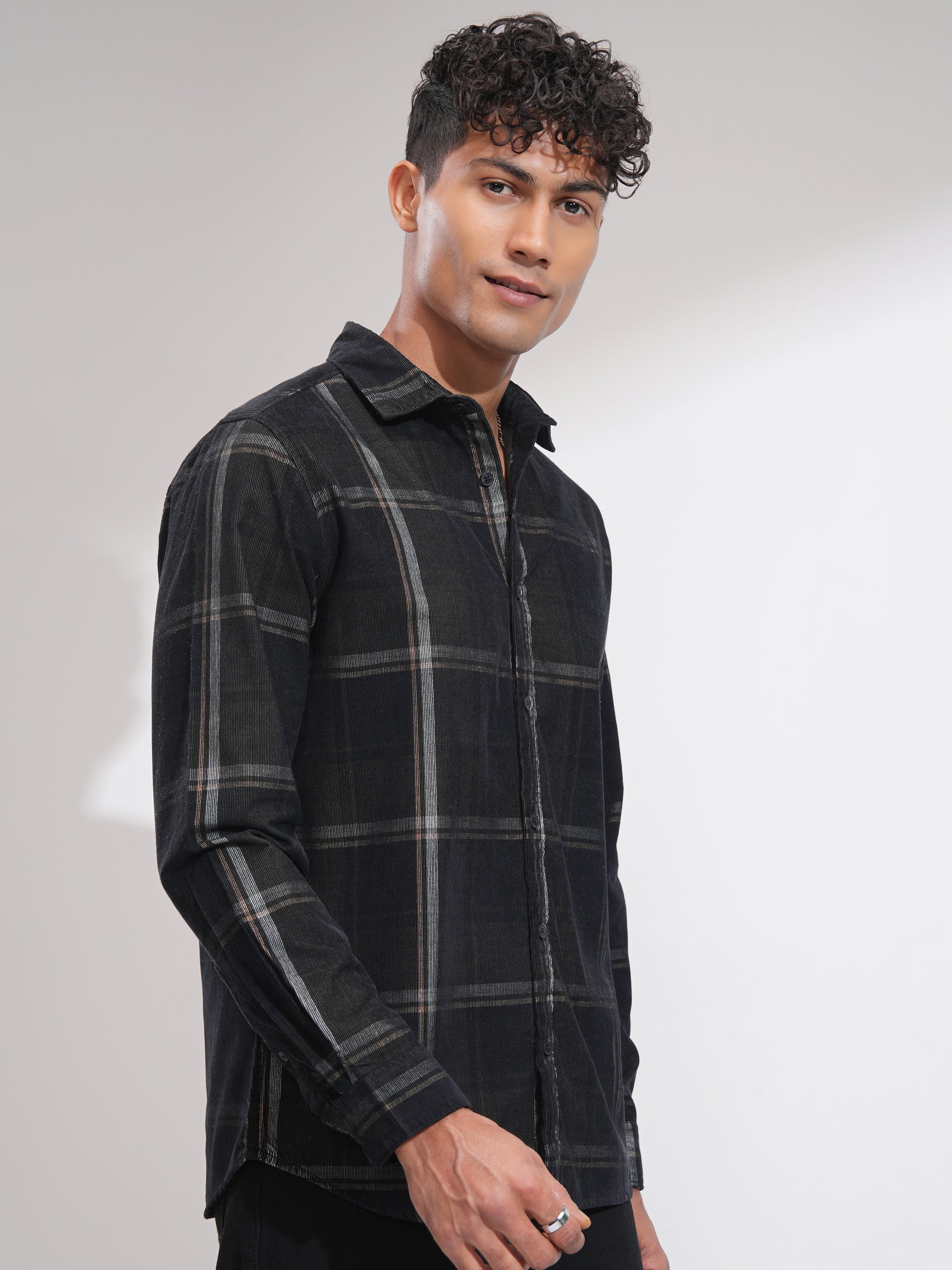 Highlander Men Black Checked Slim Fit Casual Shirt - Black - Image 6