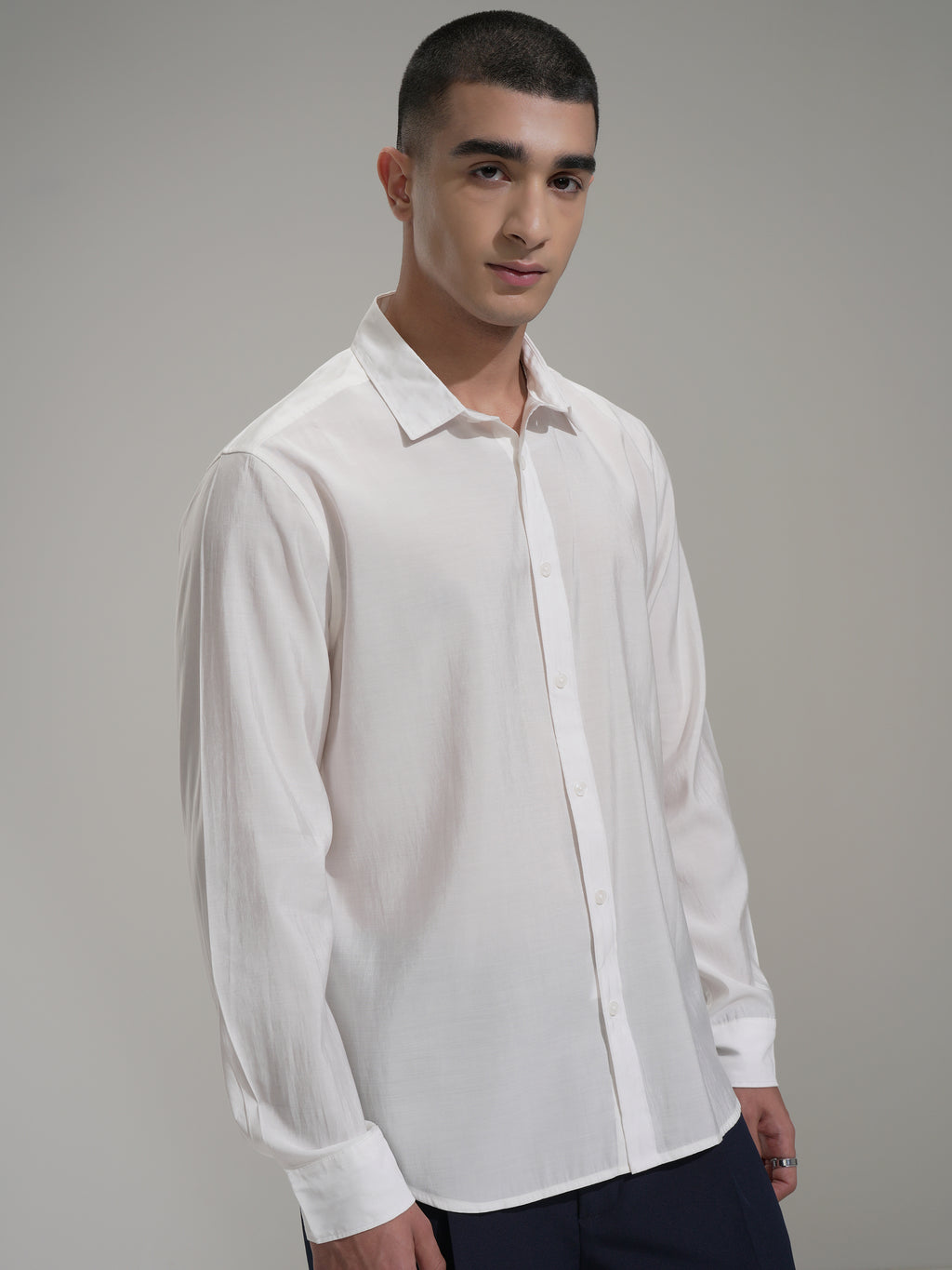 Highlander Men White Solid Slim Fit Casual Shirt - White - Image 6