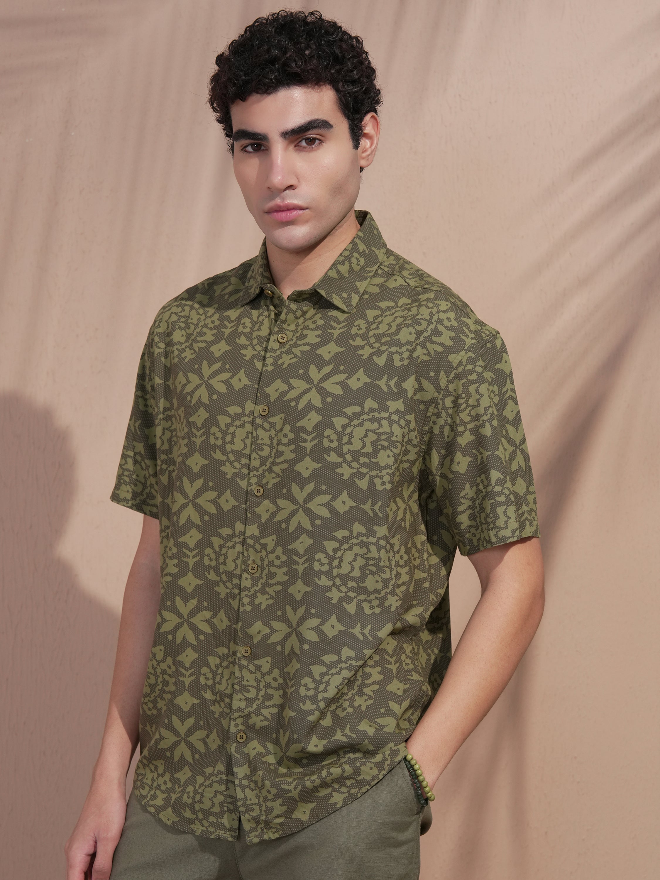 Highlander Men Olive Printed Relaxed Fit Casual Shirt - Olive - Image 4