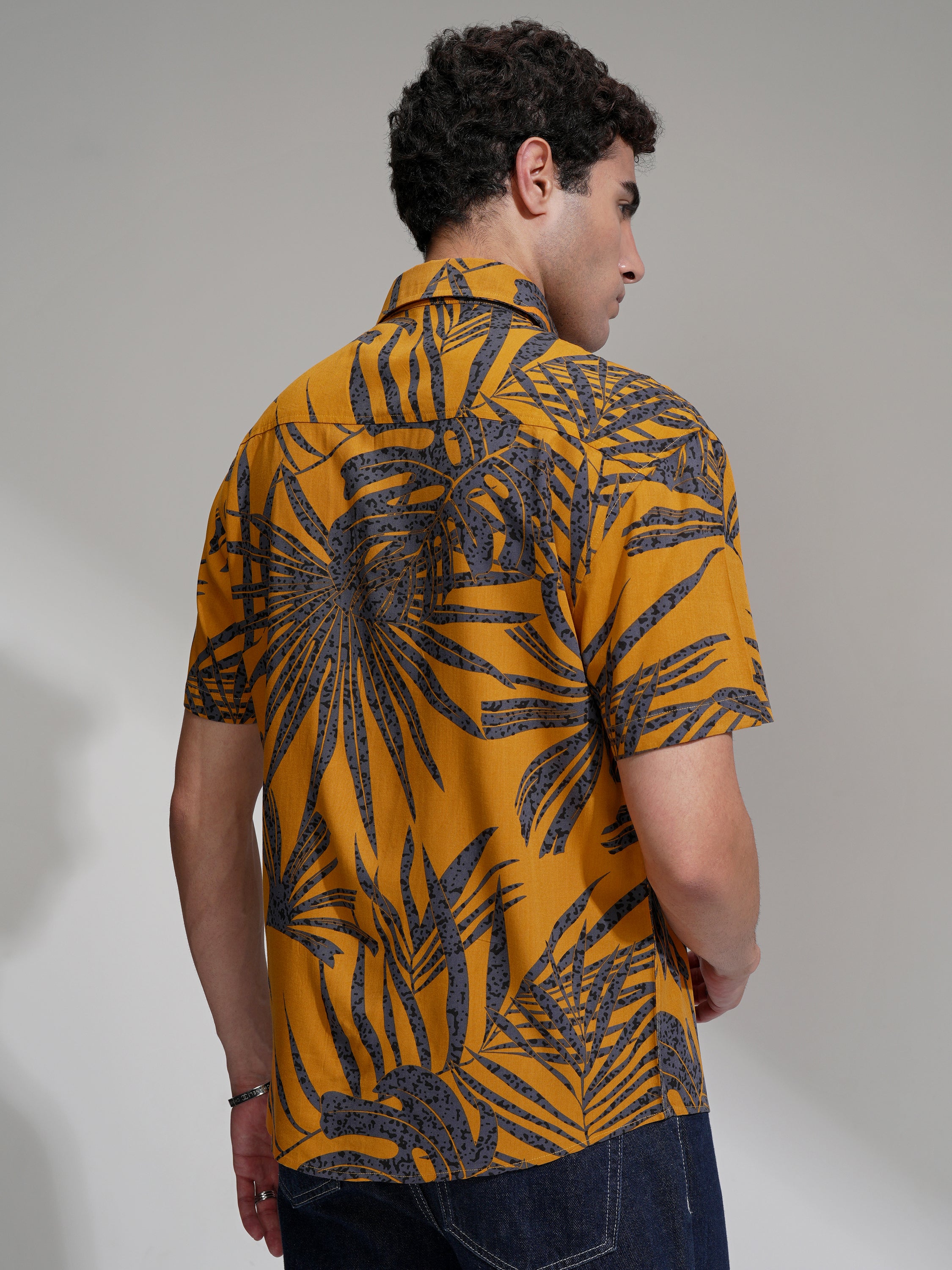 Highlander Men Orange Printed Relaxed Fit Casual Shirt - Orange - Image 3