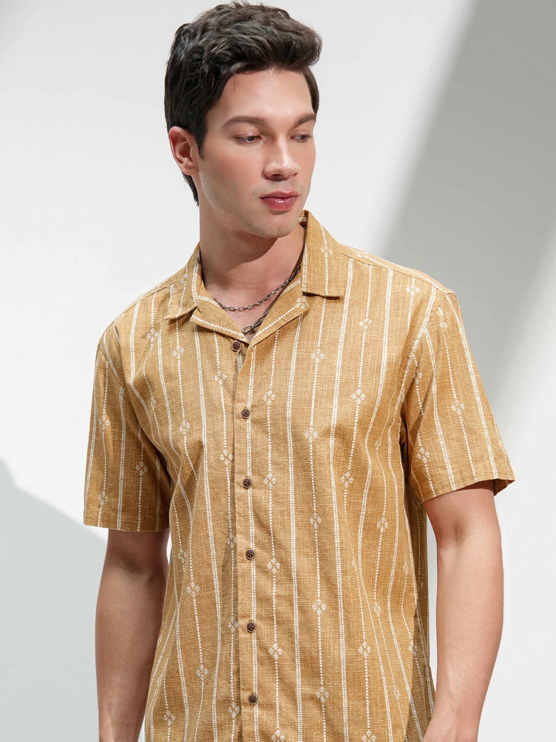 Highlander Men Mustard Printed Relaxed Fit Casual Shirt - Mustard - Image 1