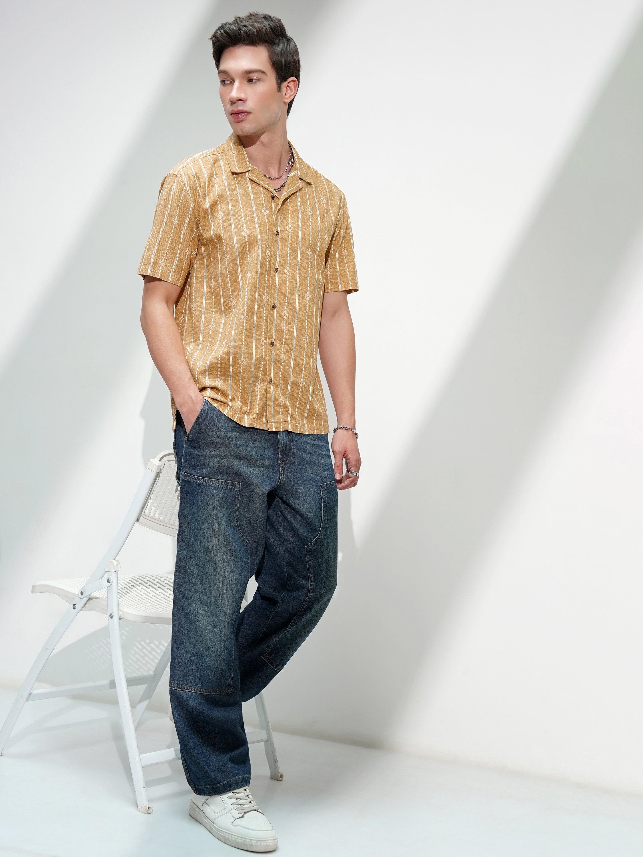 Highlander Men Mustard Printed Relaxed Fit Casual Shirt - Mustard - Image 2