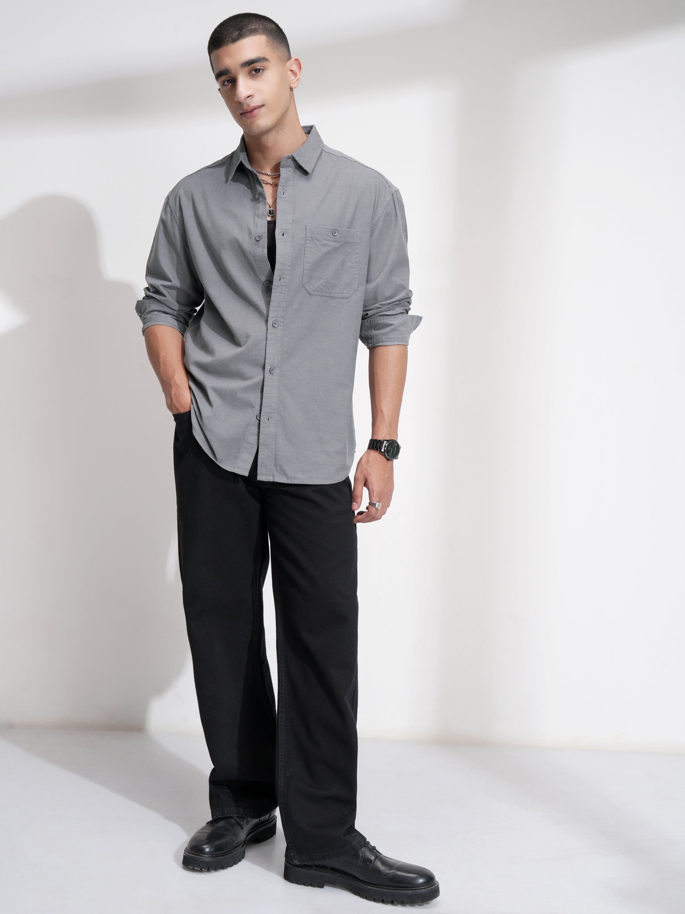 Highlander Men Grey Solid Relaxed Fit Casual Shirt - Grey - Image 2