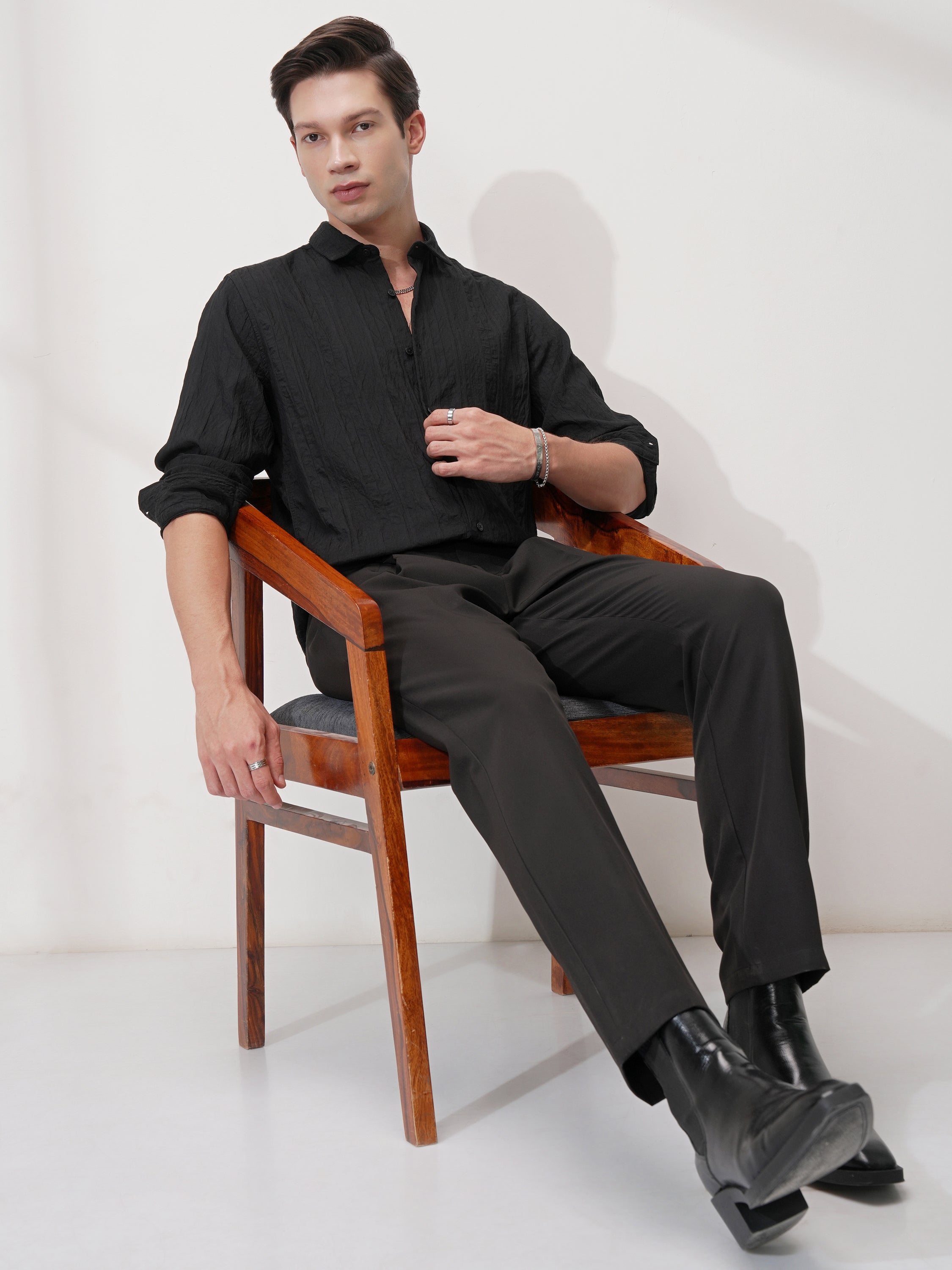 Highlander Men Black Striped Slim Fit Casual Shirt - Black - Image 2