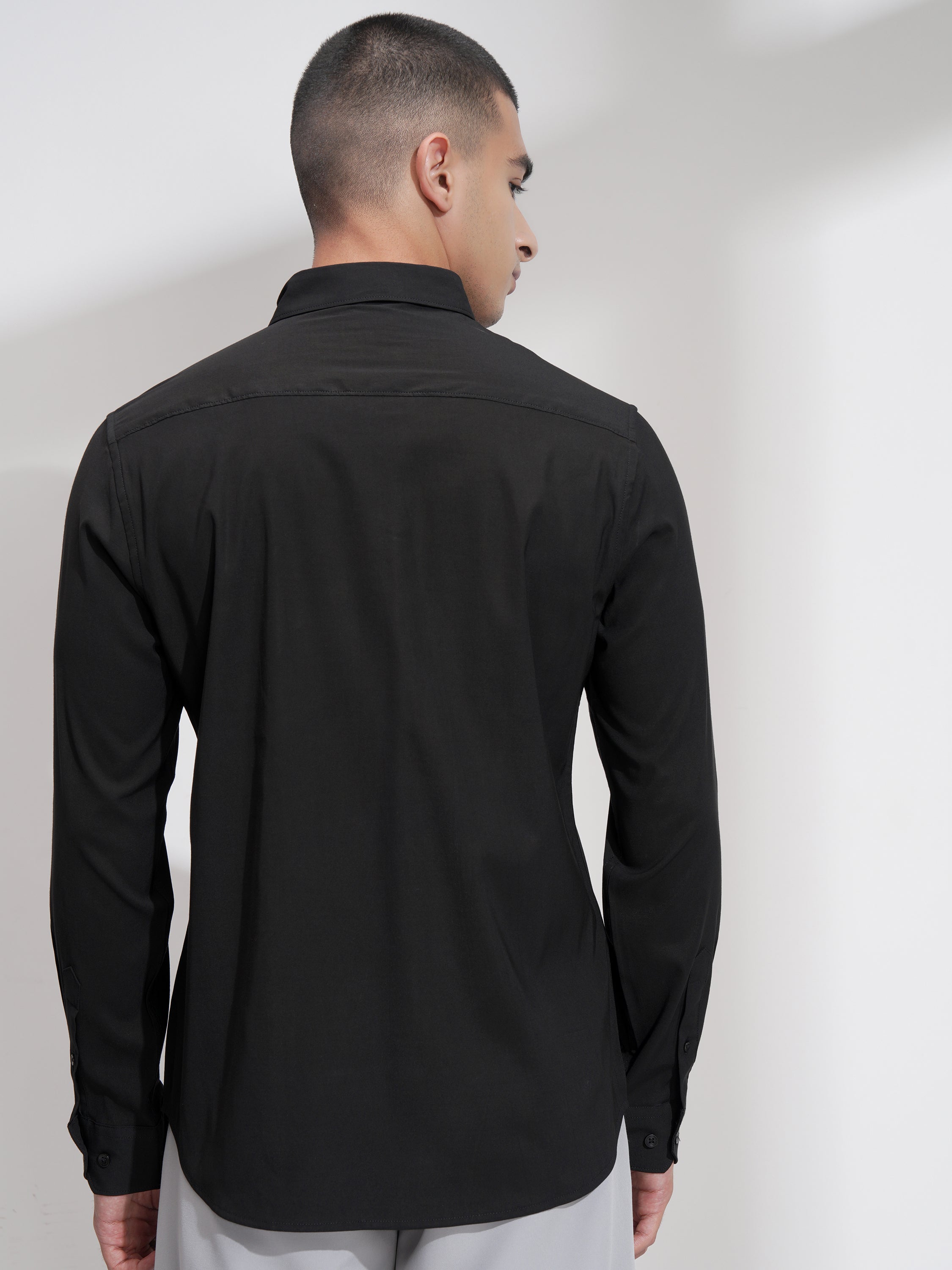 Highlander Men Black Solid Slim Fit Casual Shirt - Black - Image 3