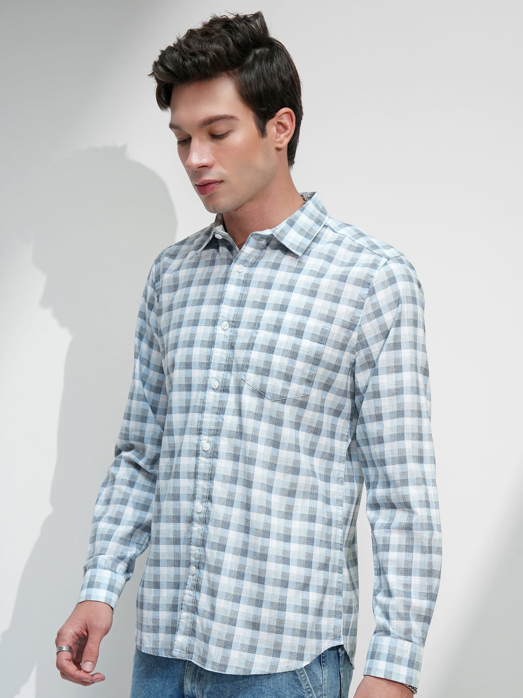Highlander Men White Checked Slim Fit Casual Shirt - White - Image 4