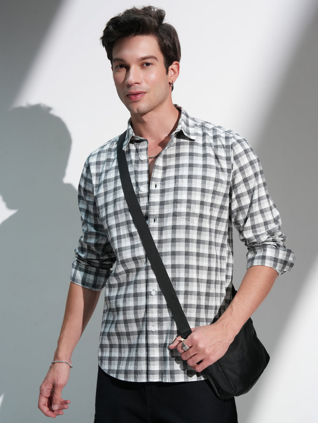 Highlander Men White Checked Slim Fit Casual Shirt - White - Image 1