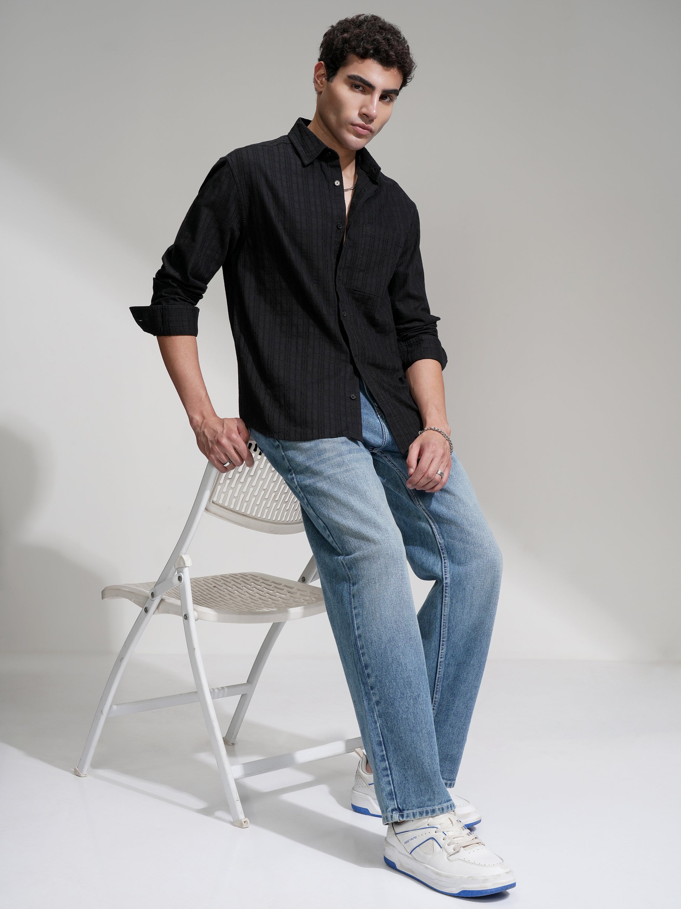 Highlander Men Black Checked Relaxed Fit Casual Shirt - Black - Image 2