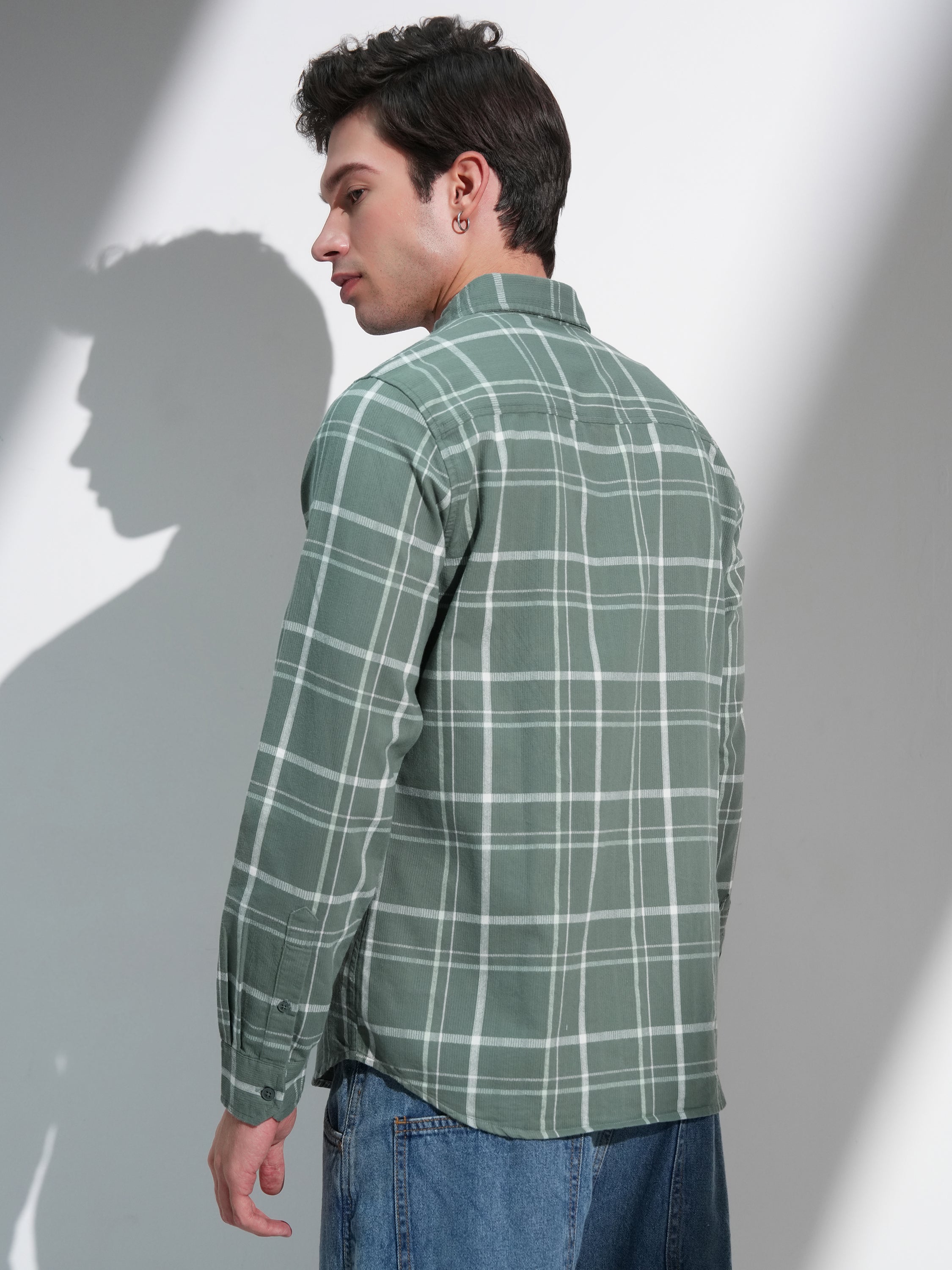 Highlander Men Green Checked Slim Fit Casual Shirt - Green - Image 3