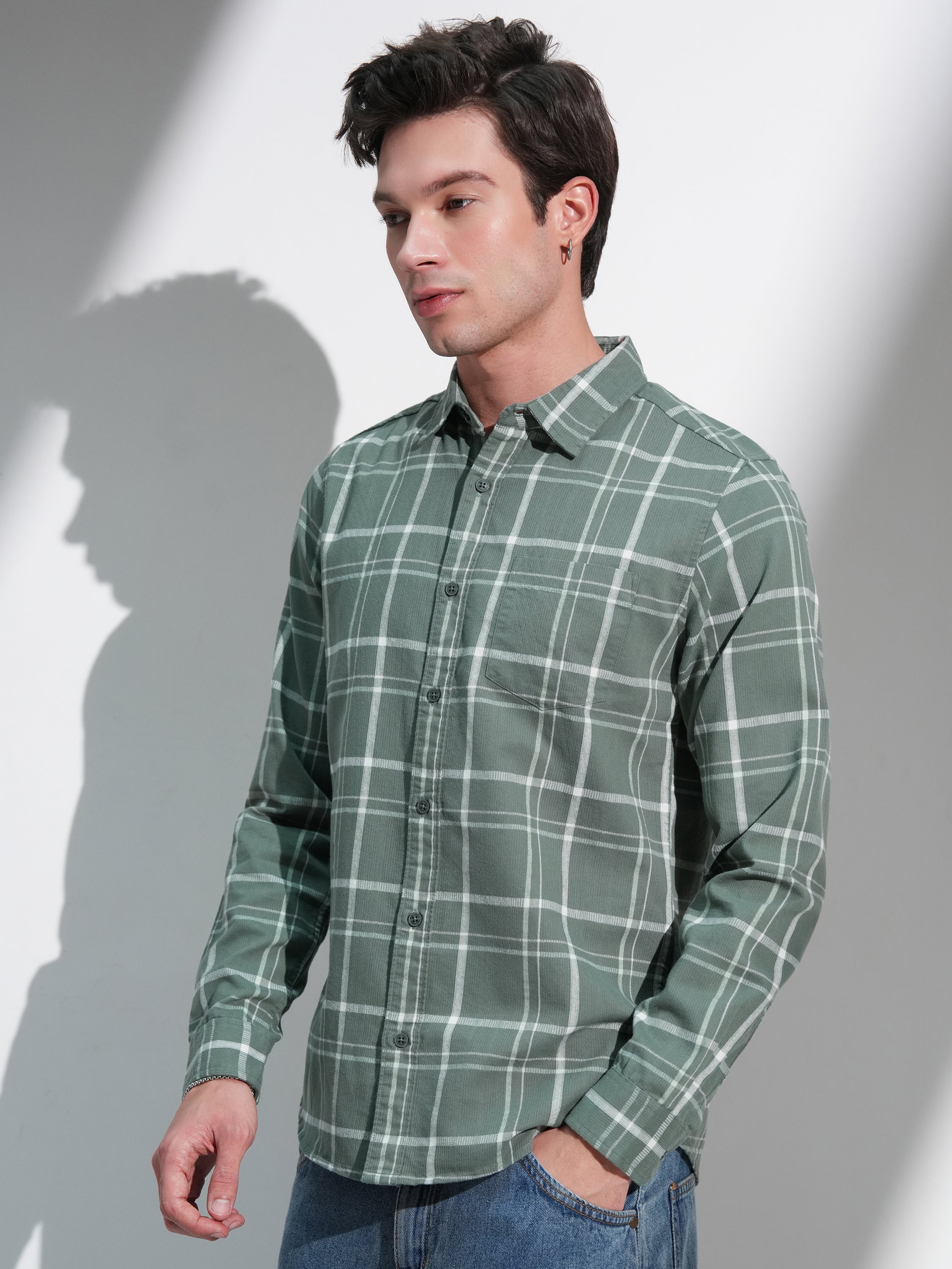 Highlander Men Green Checked Slim Fit Casual Shirt - Green - Image 4