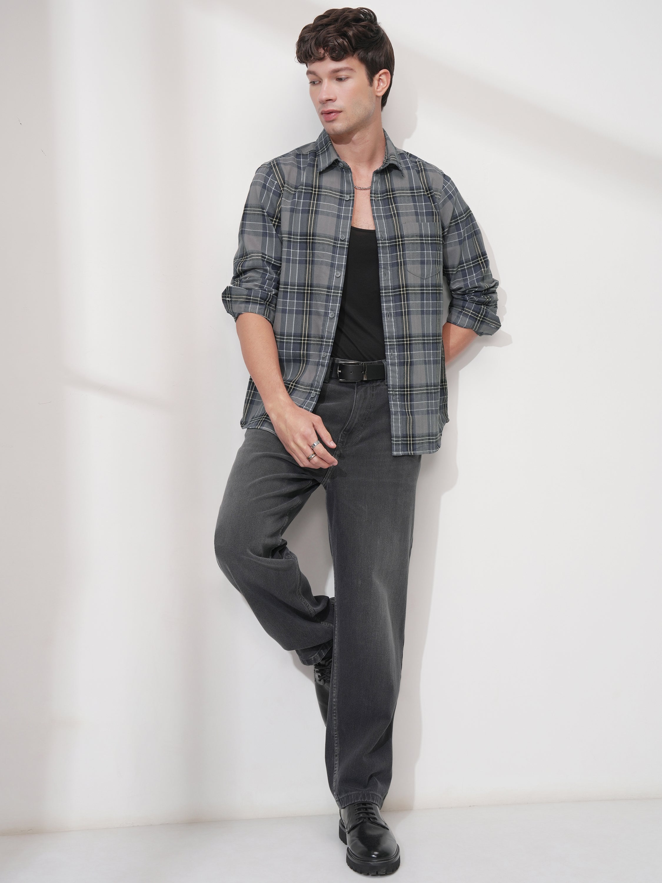 Highlander Men Grey Checked Slim Fit Casual Shirt - Grey - Image 2