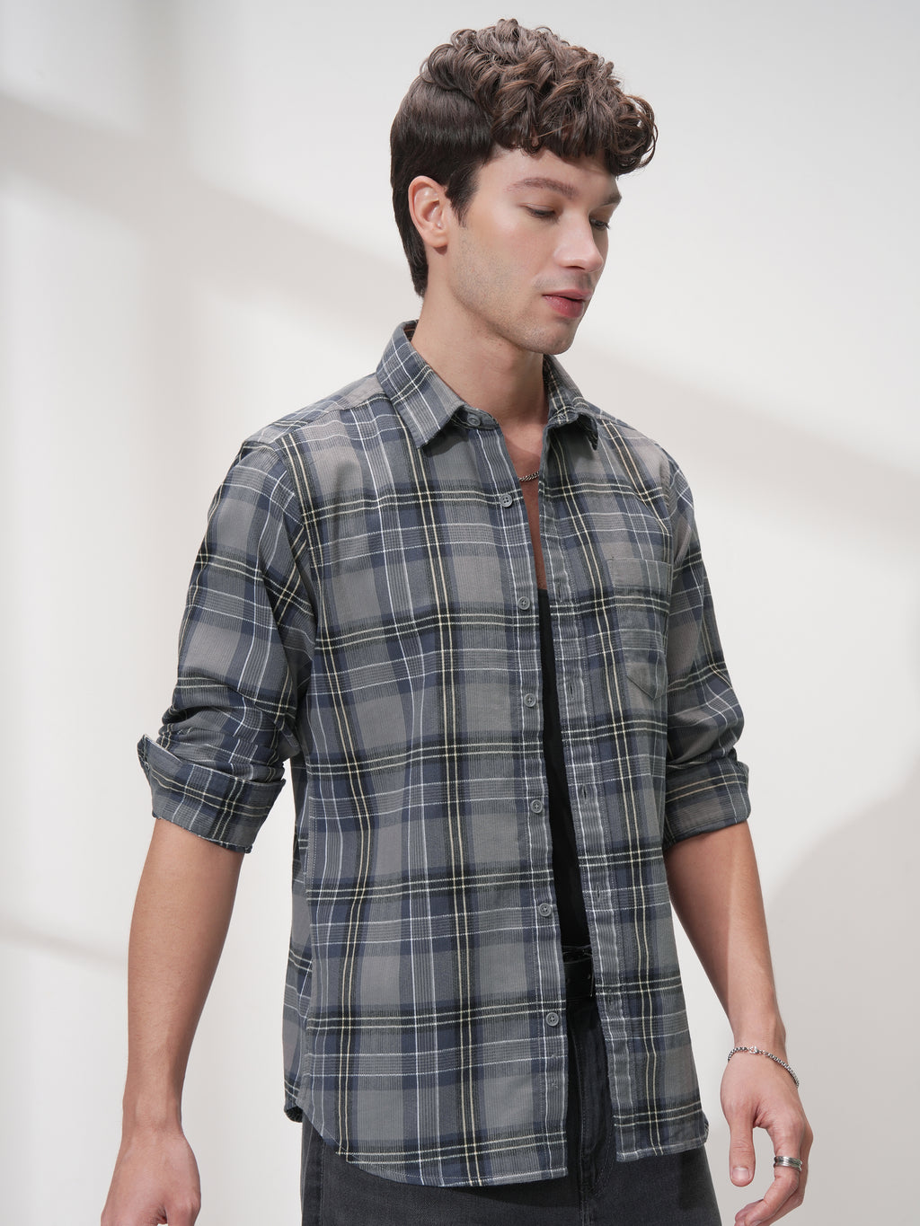 Highlander Men Grey Checked Slim Fit Casual Shirt - Grey - Image 6