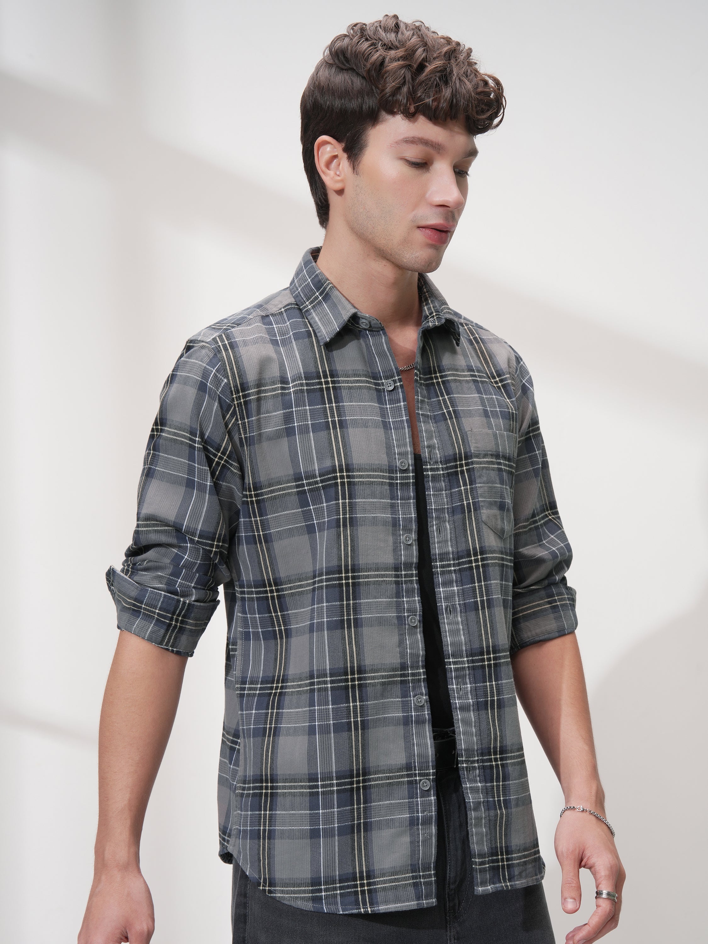 Highlander Men Grey Checked Slim Fit Casual Shirt - Grey - Image 6