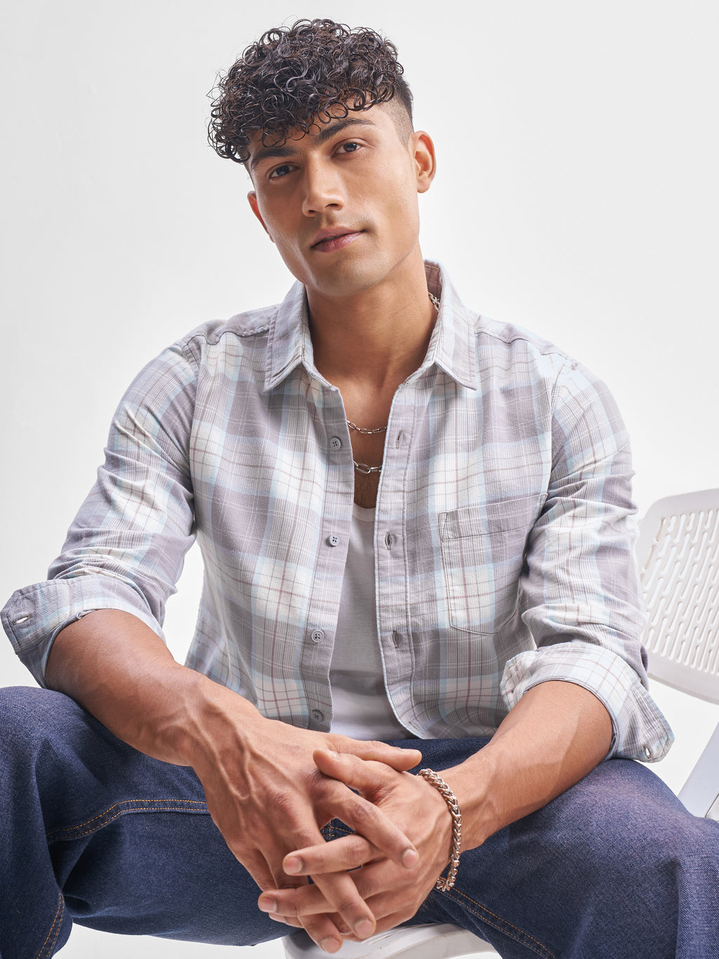 Highlander Men Grey Checked Slim Fit Casual Shirt - Grey - Image 1