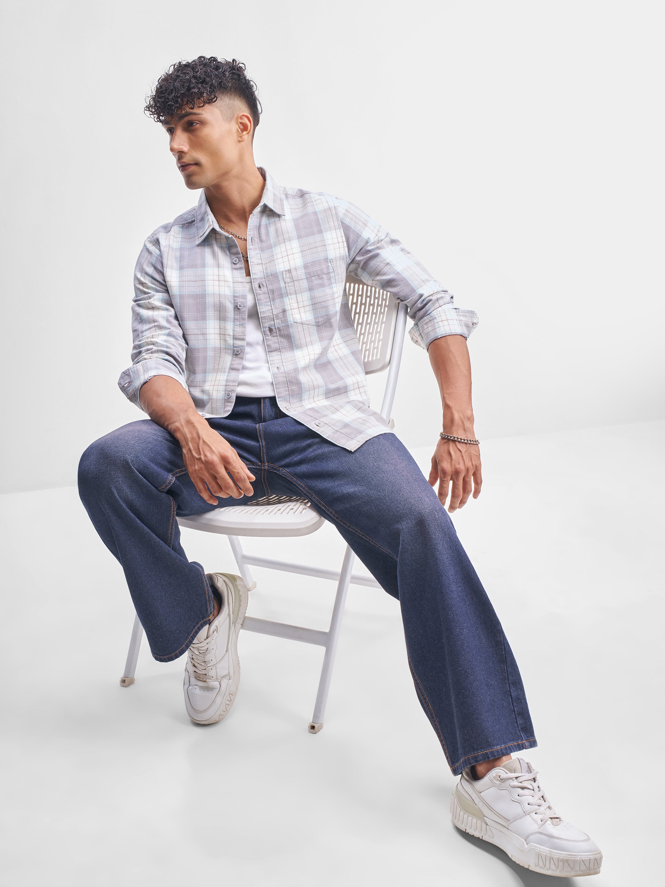 Highlander Men Grey Checked Slim Fit Casual Shirt - Grey - Image 2