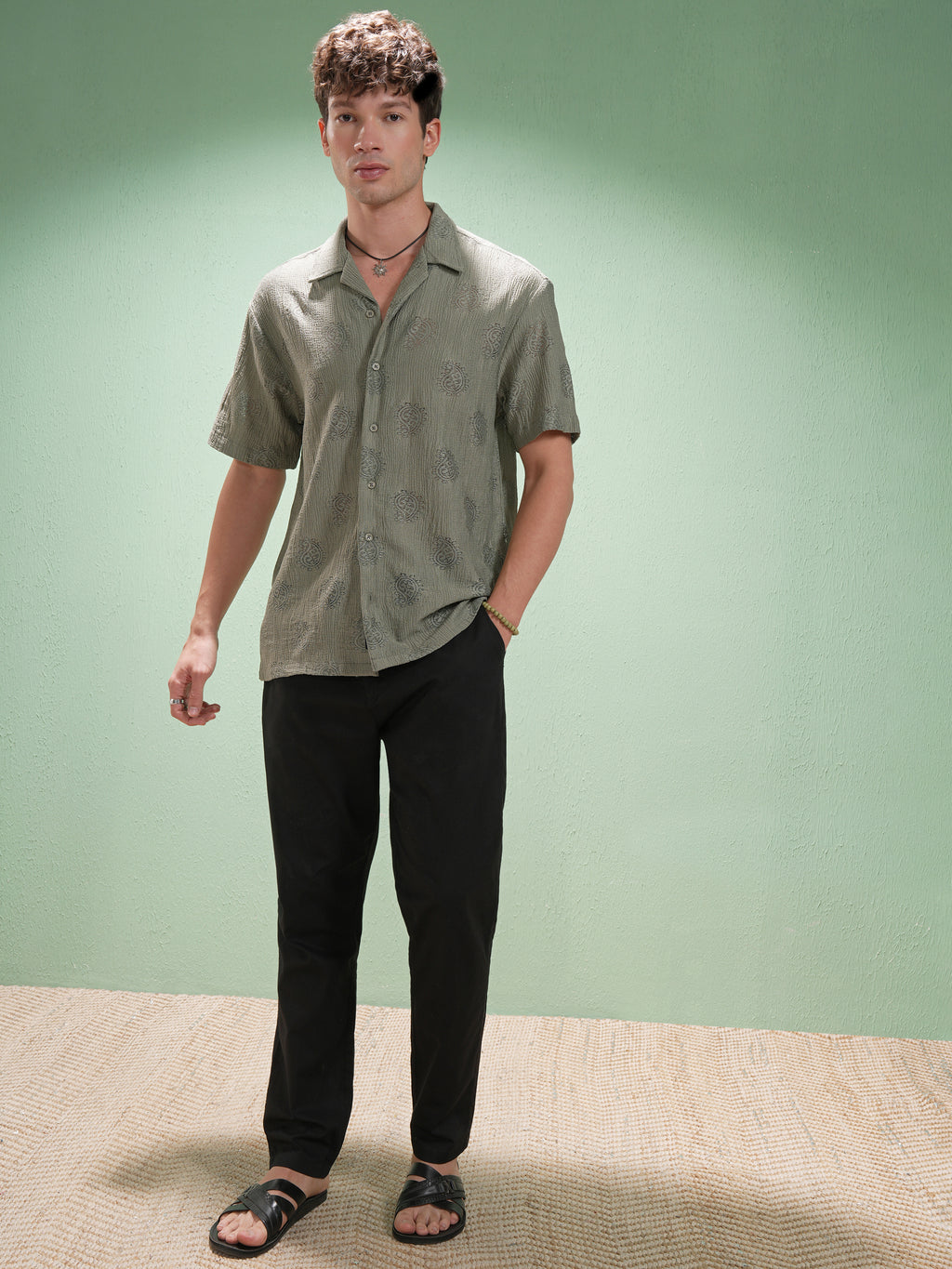Highlander Men Green Printed Relaxed Fit Casual Shirt - Green - Image 2