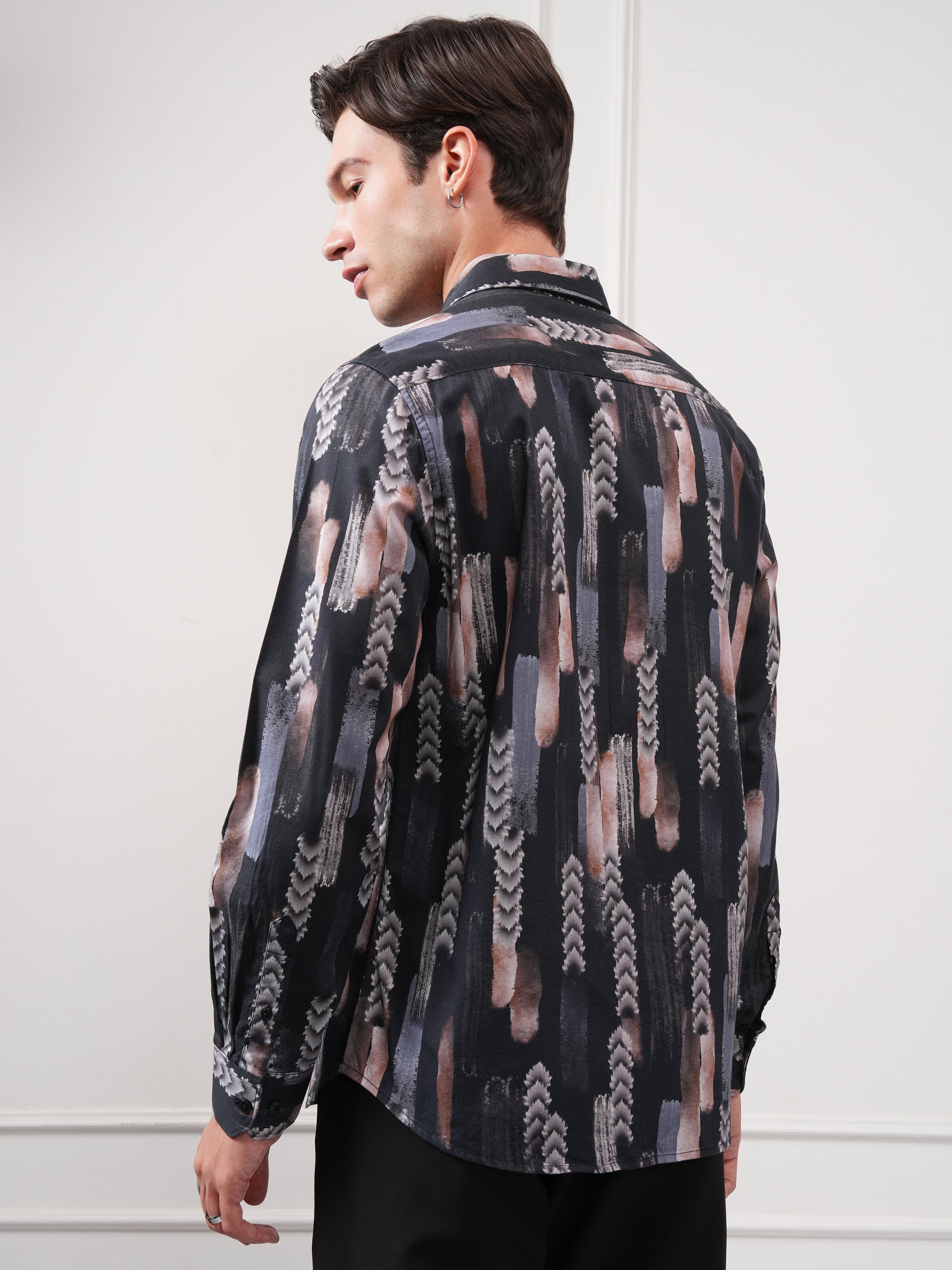 Highlander Men Black Printed Slim Fit Casual Shirt - Black - Image 3