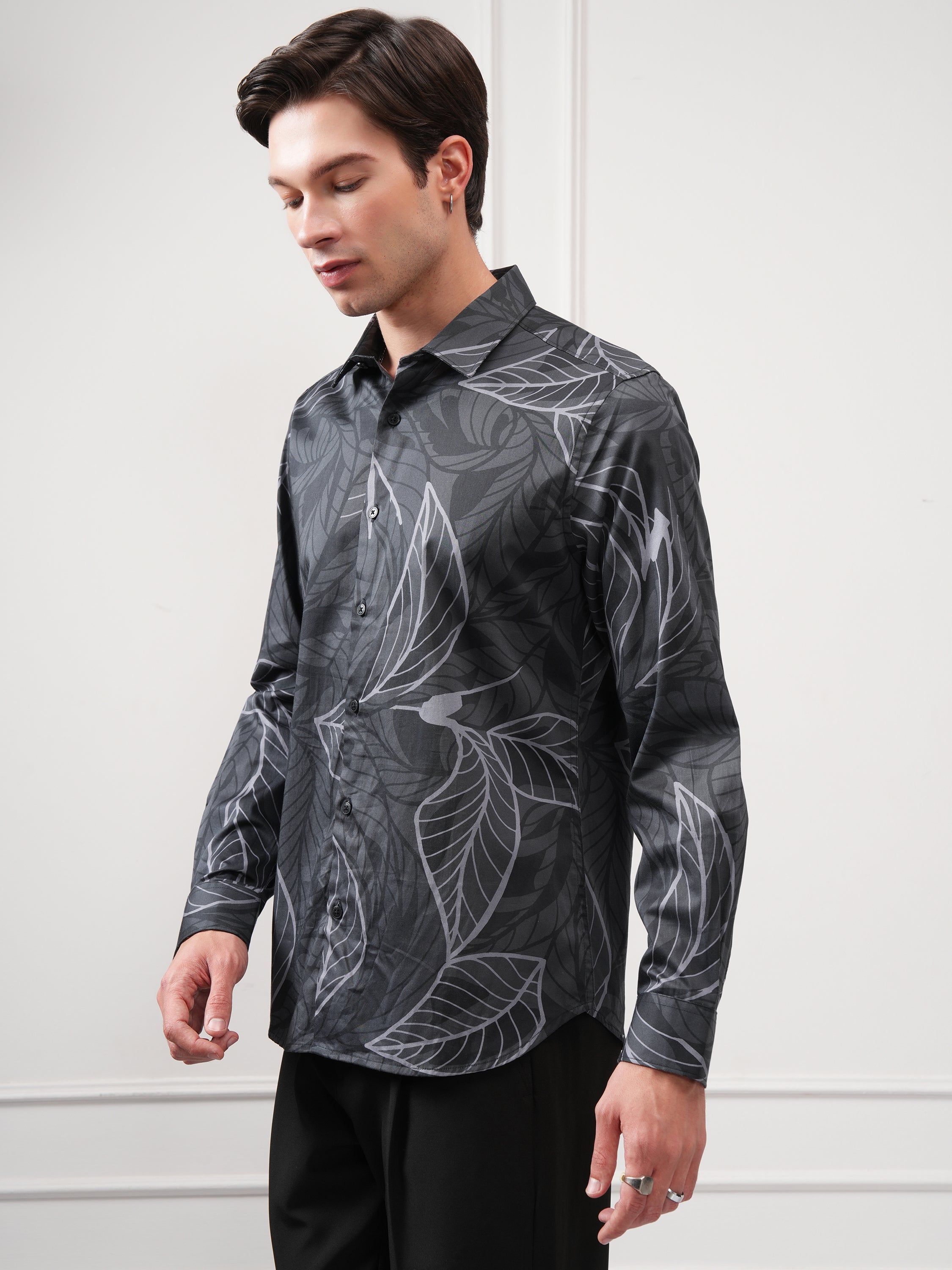 Highlander Men Grey Printed Slim Fit Casual Shirt - Grey - Image 4