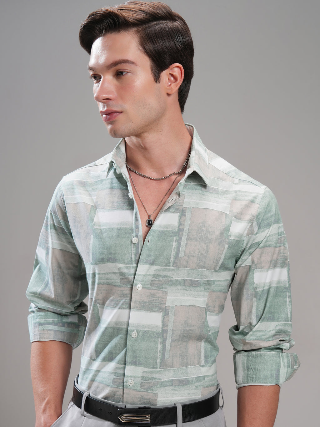 Highlander Men Green Printed Slim Fit Casual Shirt - Green - Image 1