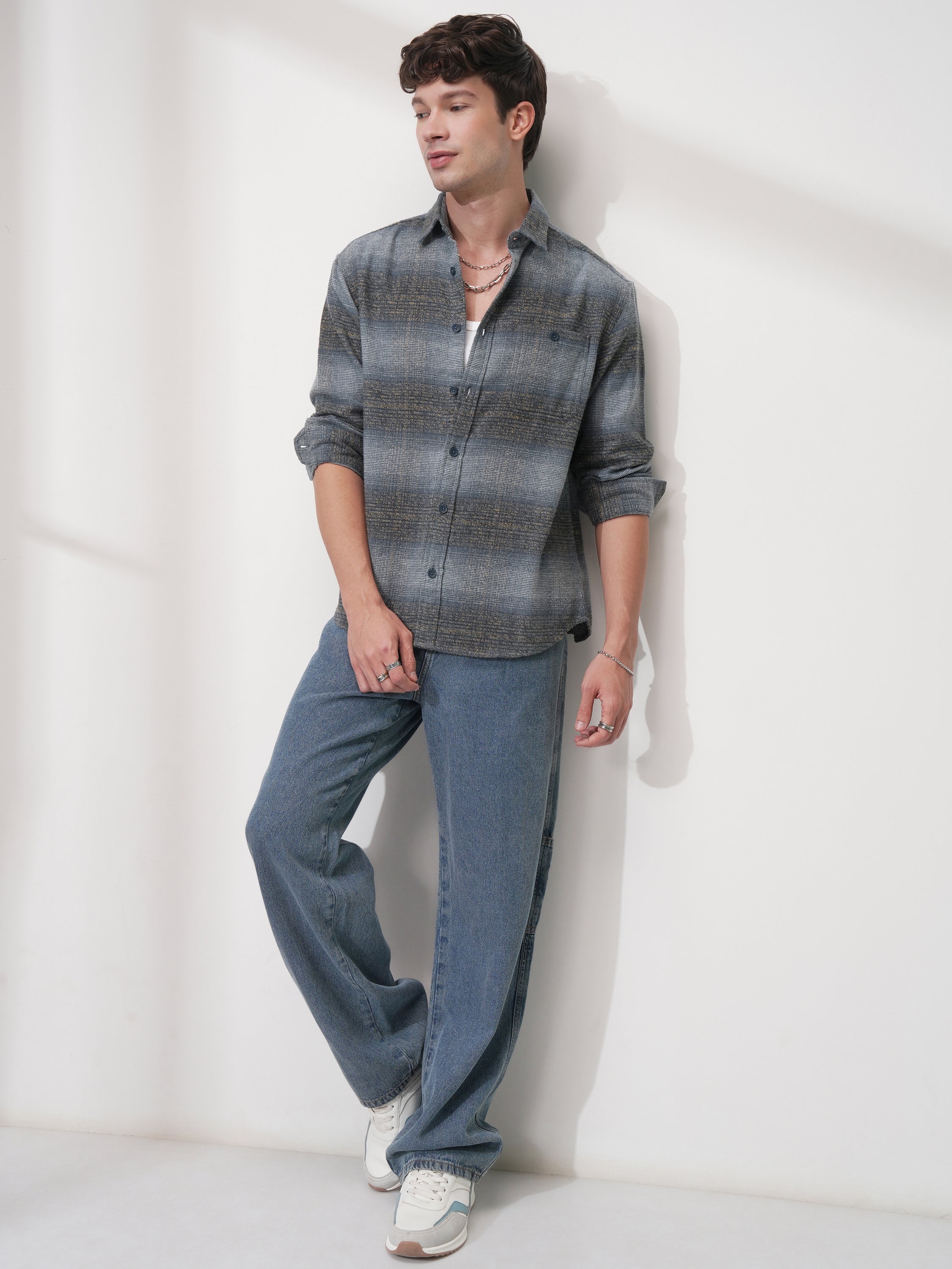 Highlander Men Blue Checked Relaxed Fit Casual Shirt - Blue - Image 2