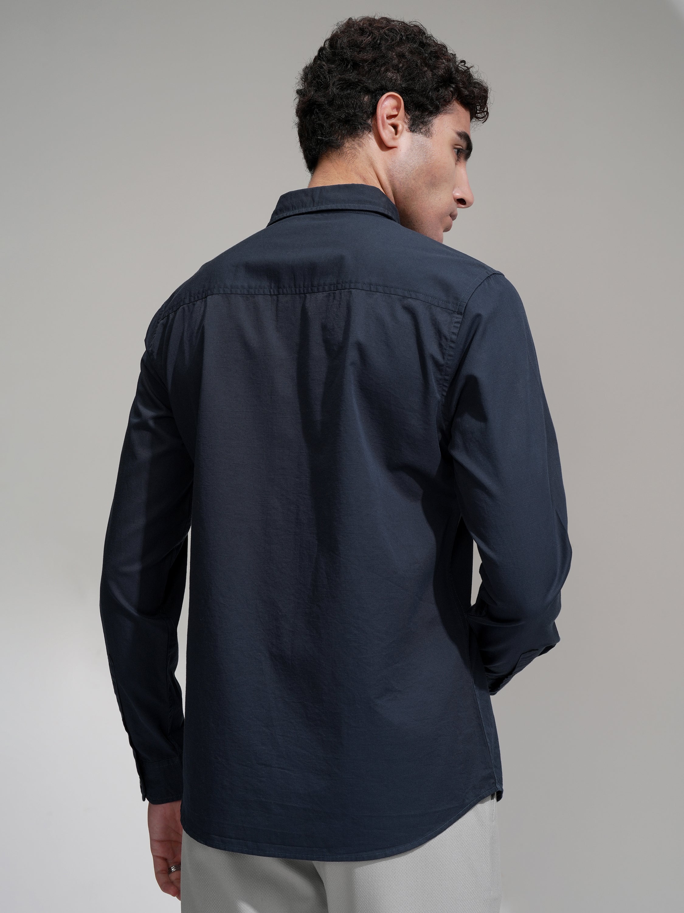 Highlander Men Navy Blue Solid Slim Fit Casual Shirt - Navy Blue - Image 3